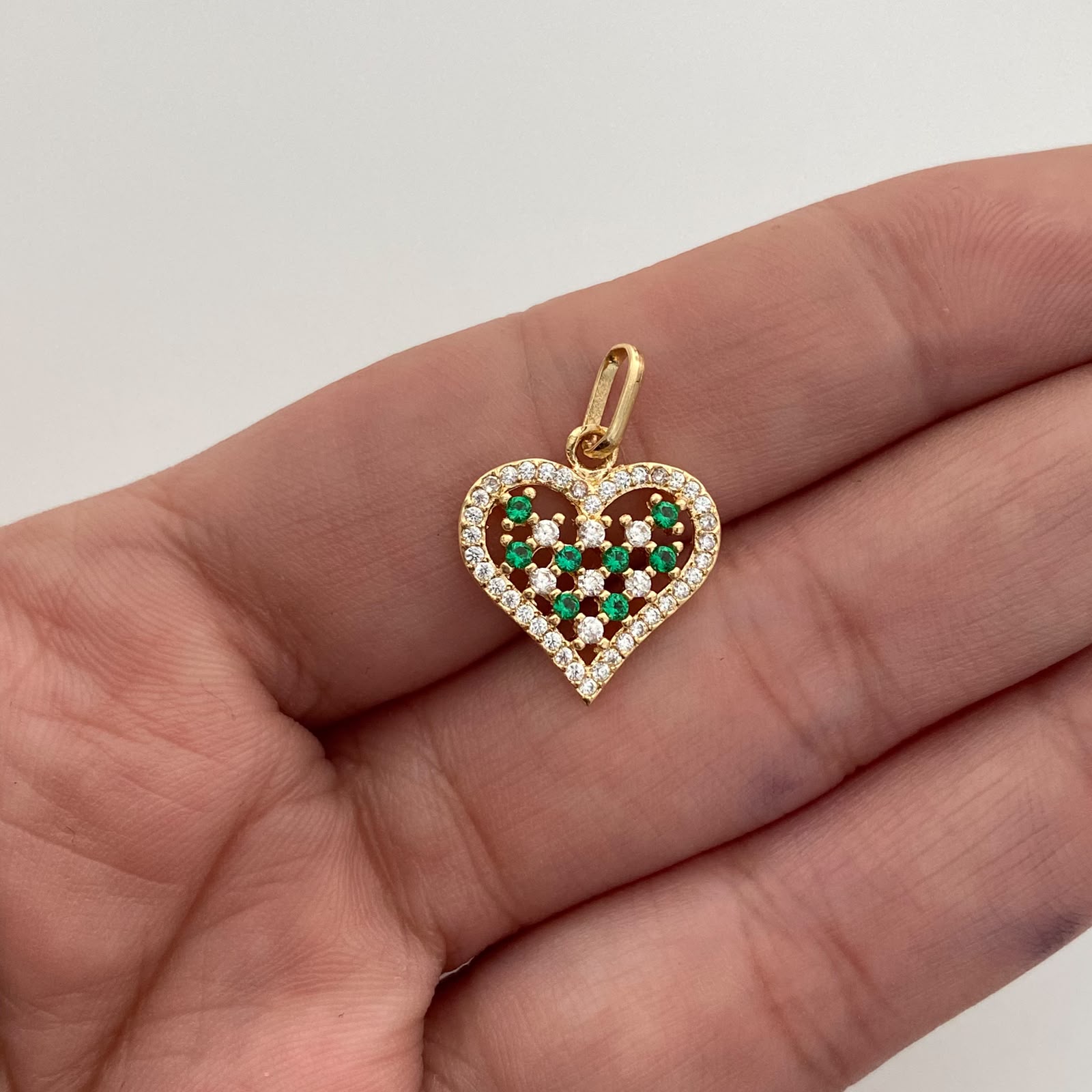 Dije Corazon Casting Verde y Blanco Oro amarillo 18k 1,9 Gr / 15,0 mm / 2 Cm