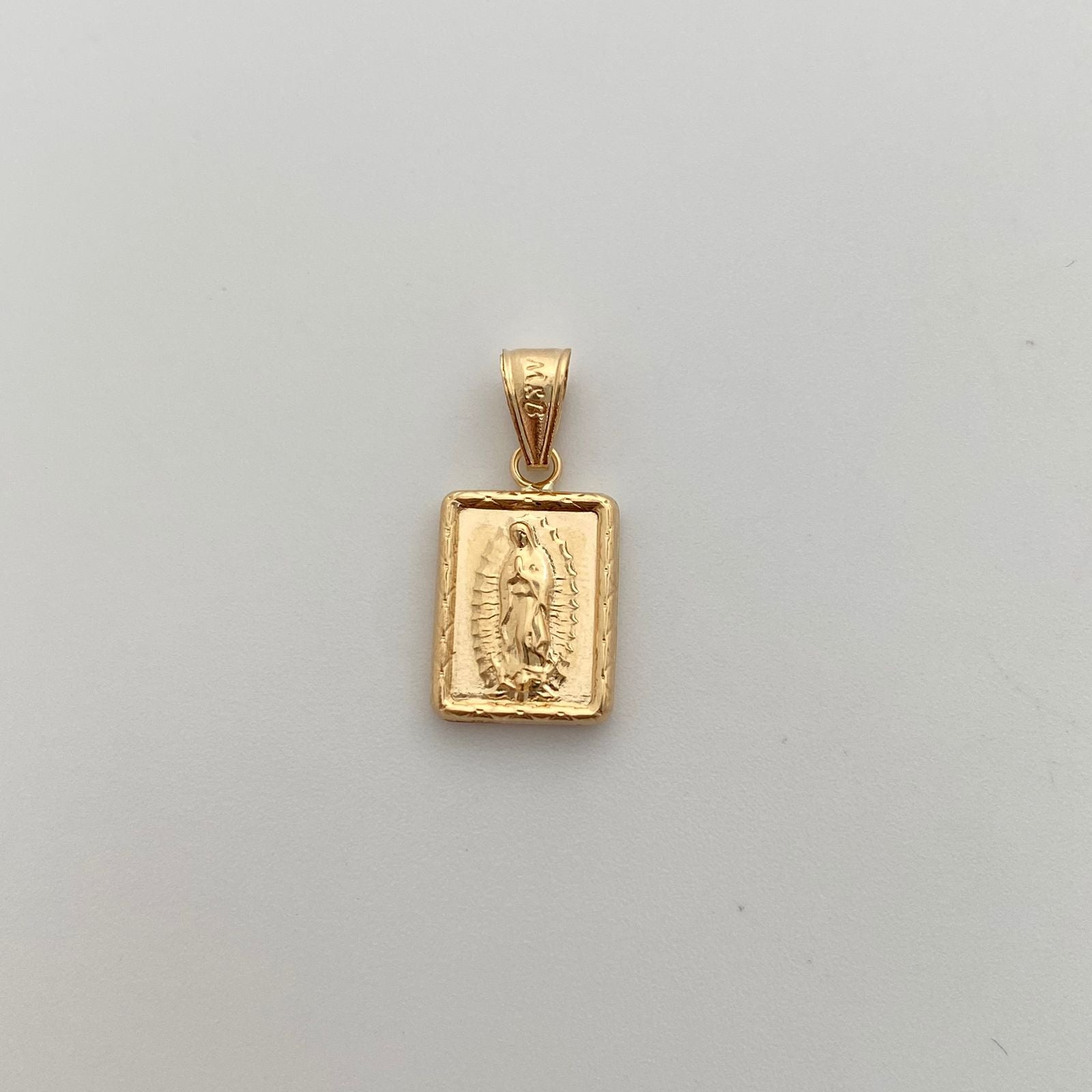 Dije Placa Virgen Guadalupe Oro amarillo 18k 0,95 Gr / 10,3 mm / 2,1 Cm