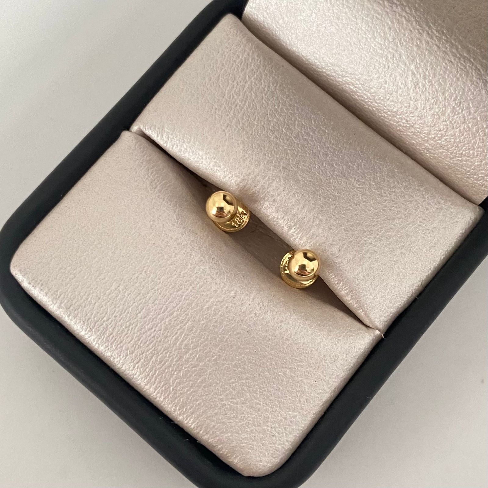 Topos bola lisa Oro amarillo 18k 0,45 Gr / 4,0 mm