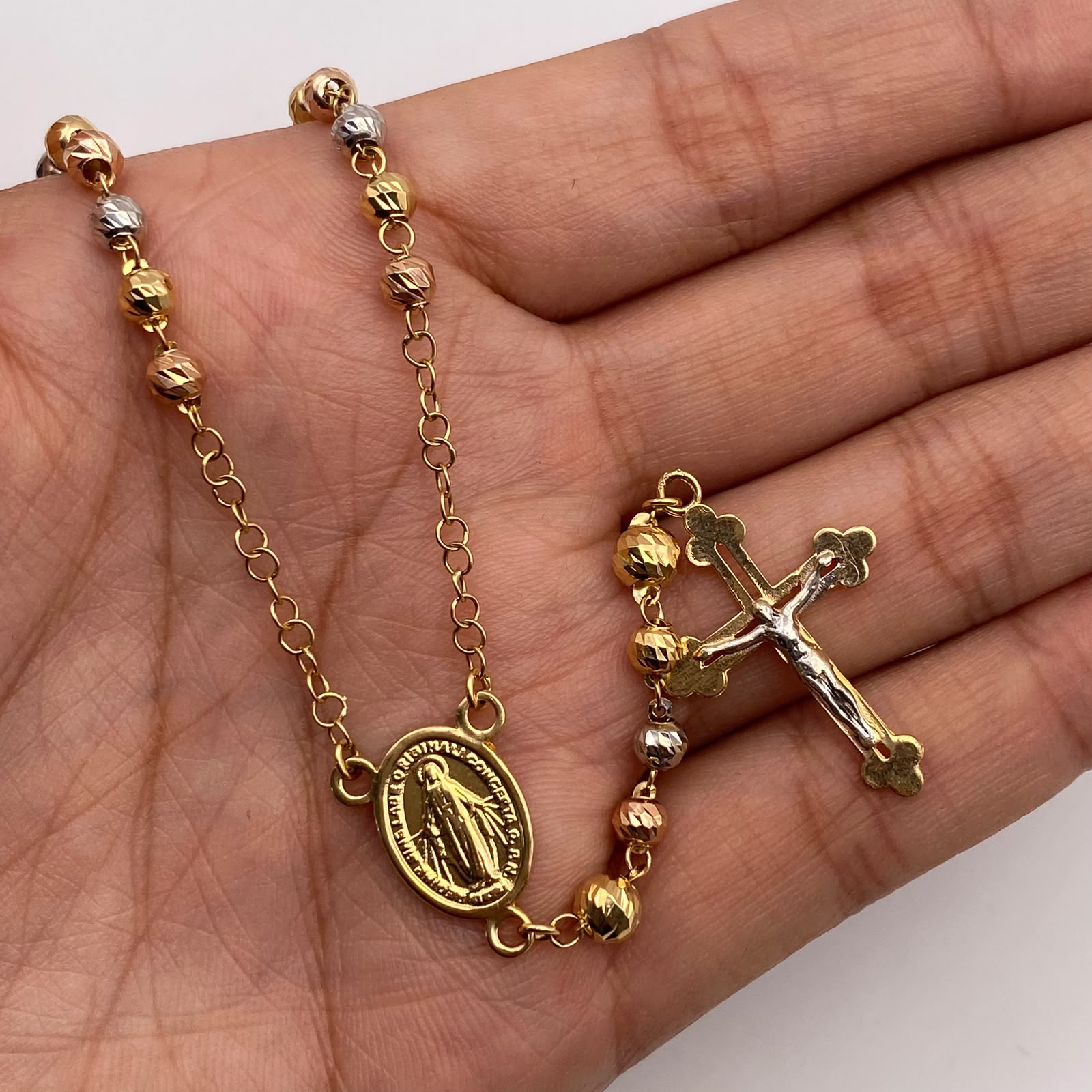 Rosario Bolas diamantadas 4mm virgen milagrosa Oro amarillo 18k 9,43 Gr / 55 Cm  Broche 0,40