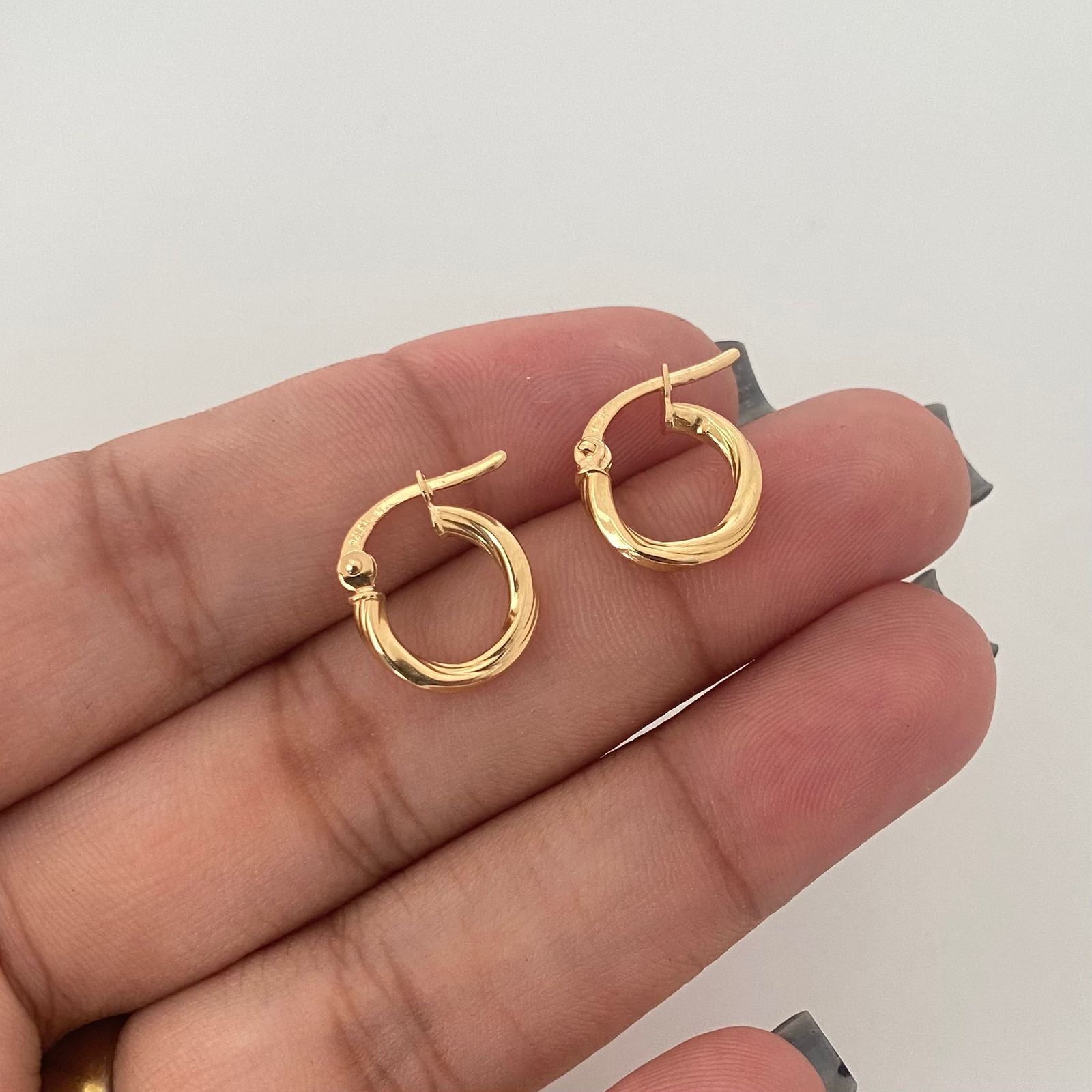 Candonga mini entorchada Oro amarillo 18k 1,15 Gr / 1,5 Cm