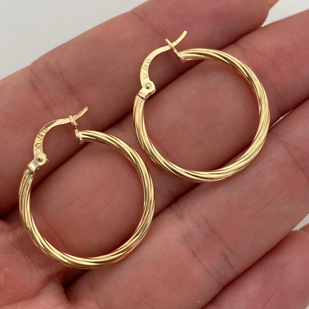 Candonga Entorchada Oro amarillo 18k 1,5 Gr / 2,5 Cm