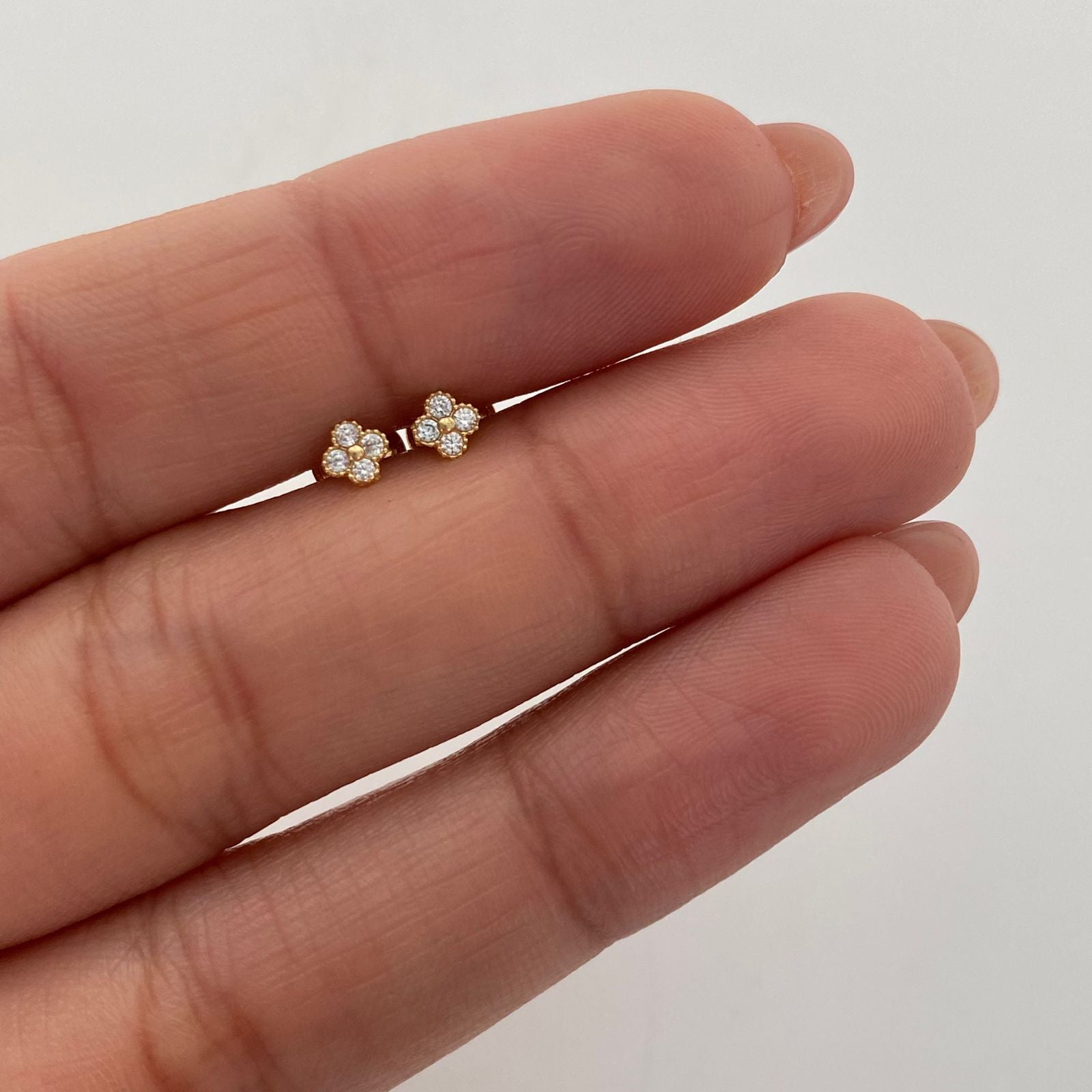 Topos Mini Trebol Casting Blanco 0,45 Gr / 3,3 mm