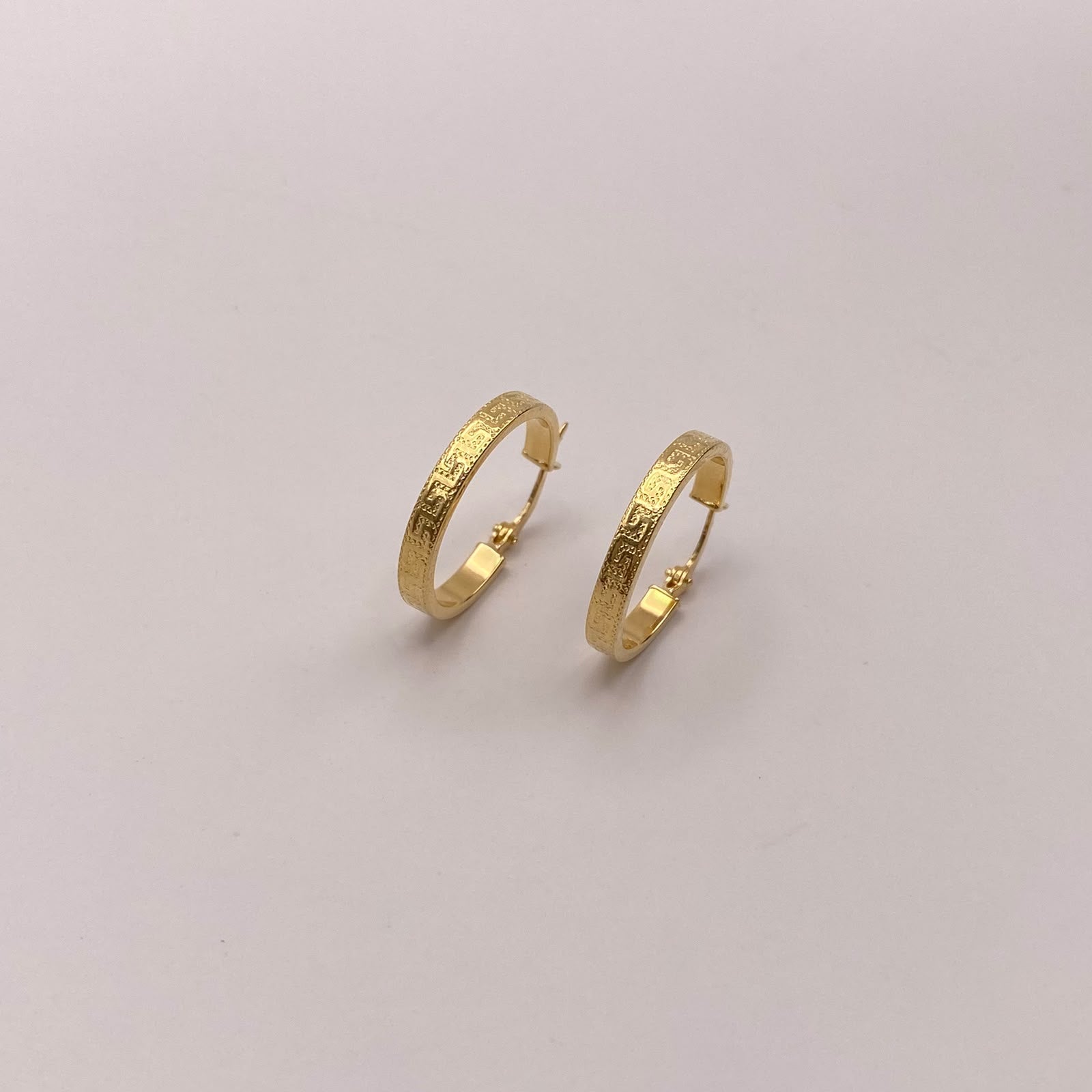 Candonga lisa vs Oro amarillo 18k 1,95 Gr / 2,3 Cm