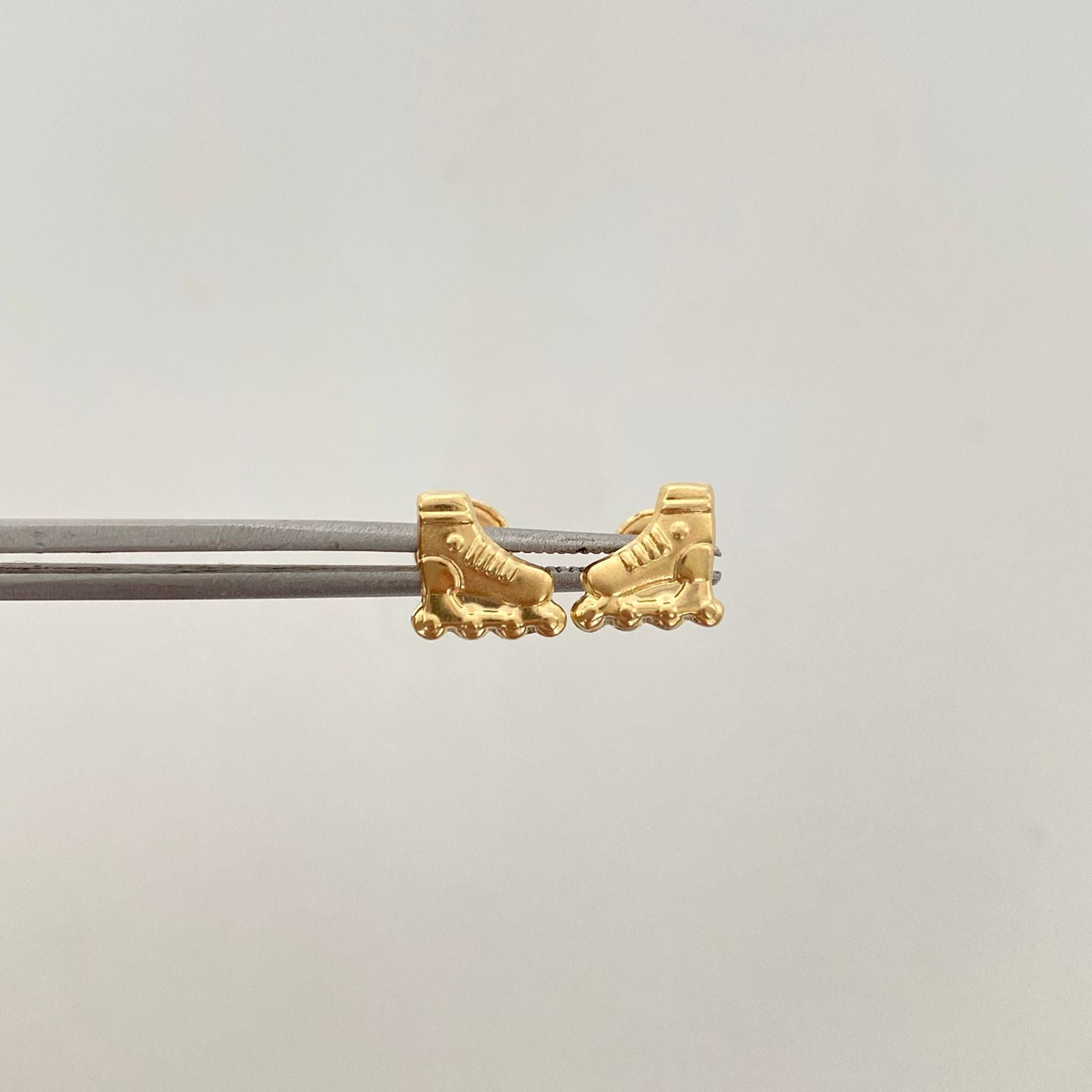 Topos patines  Oro amarillo 18k 0,7 Gr / 7,8 mm