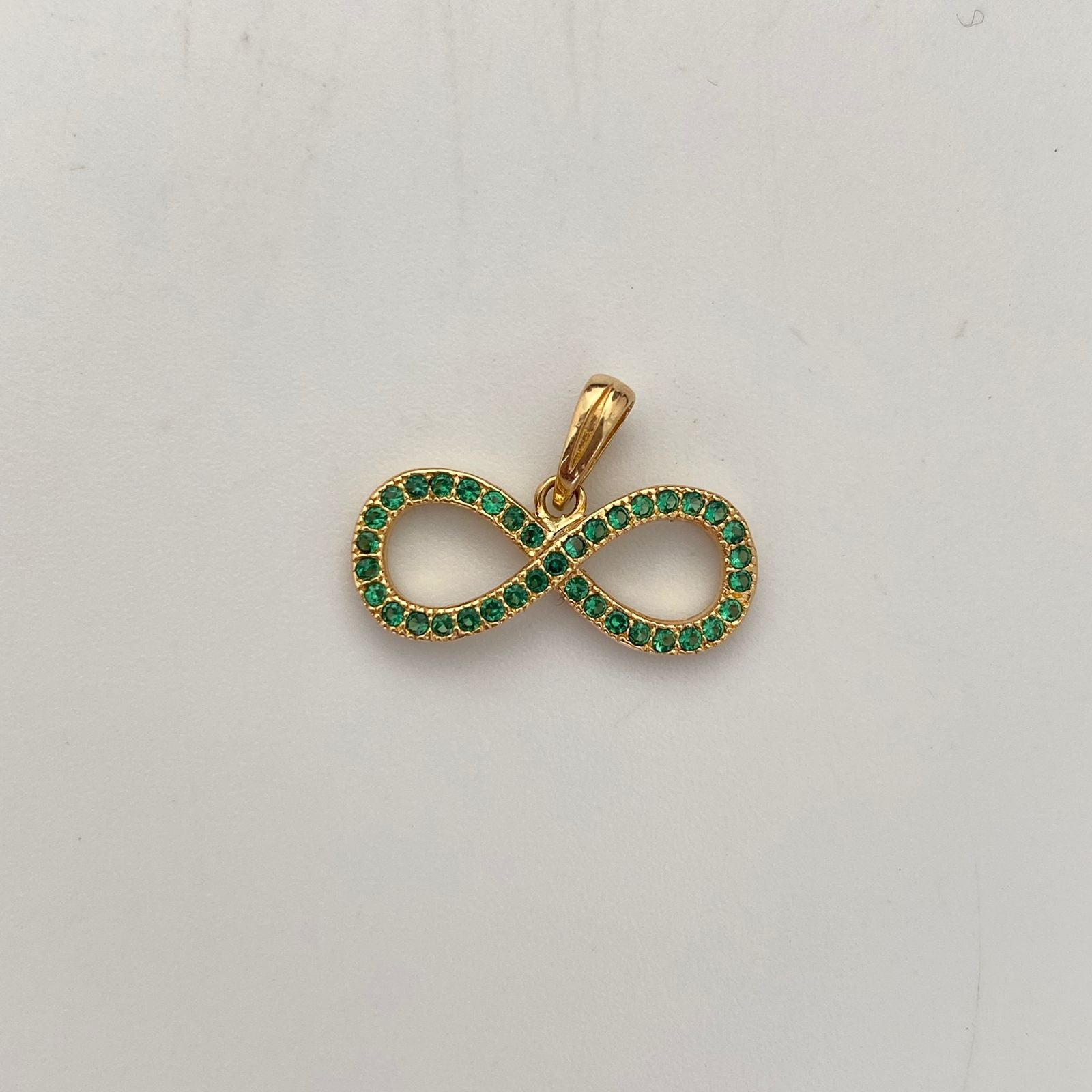 Dije Infinito Casting Verde Oro amarillo 18k 1,25 Gr / 19 mm / 1,3 Cm