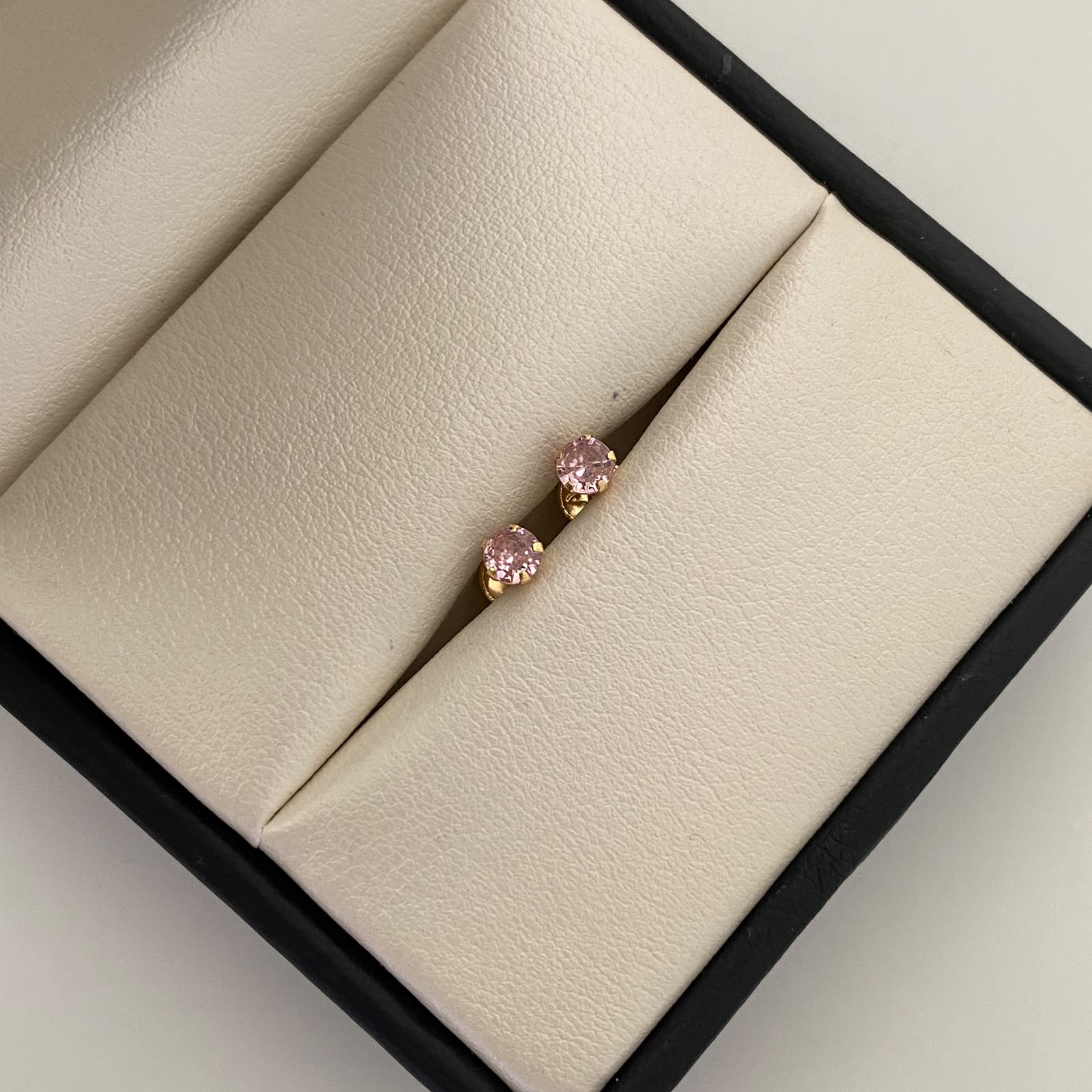 Topos Circon Rosa Oro amarillo 18k 0,6 Gr / 4 mm