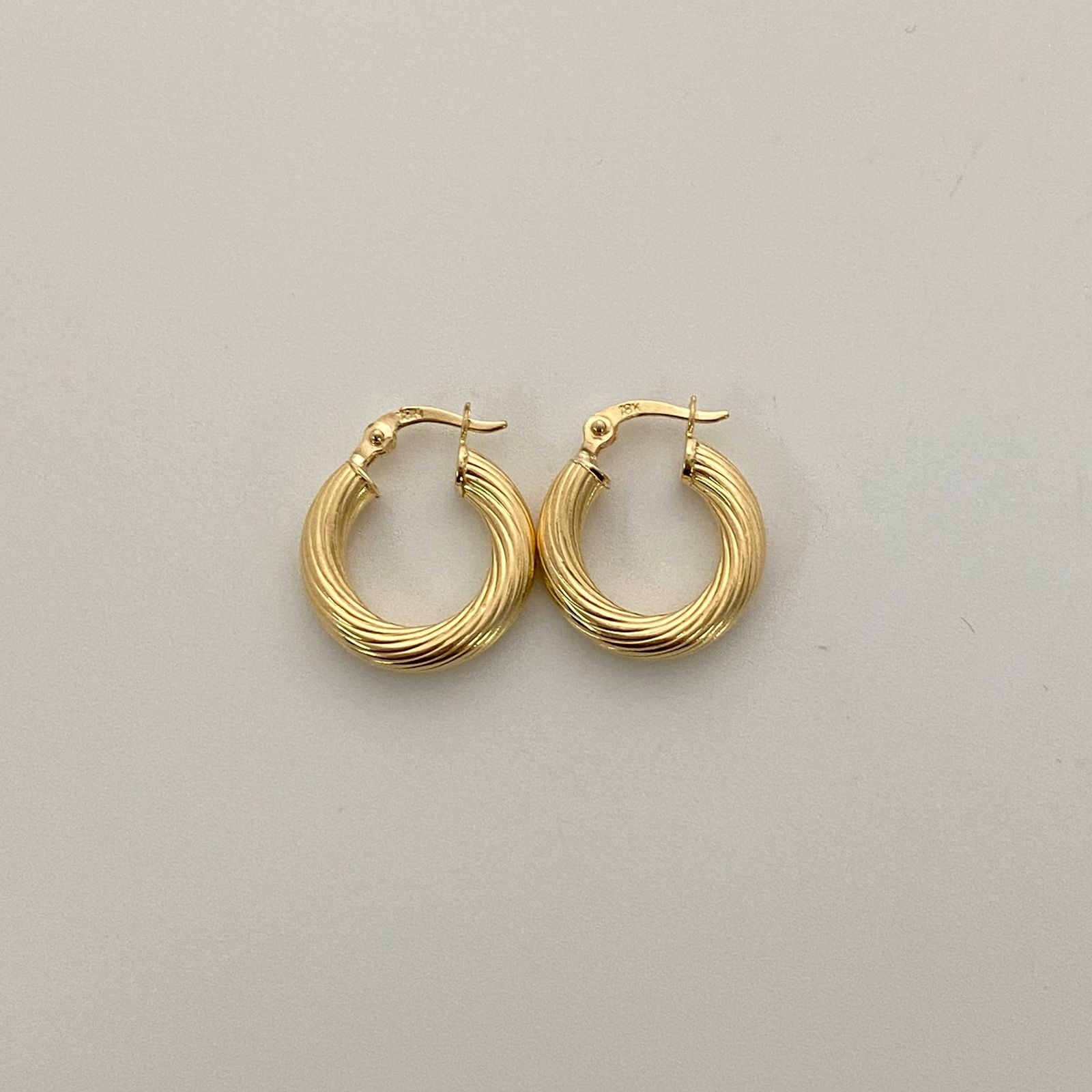 Candonga entorchada Oro amarillo 18k 1,75 Gr / 1,8 Cm
