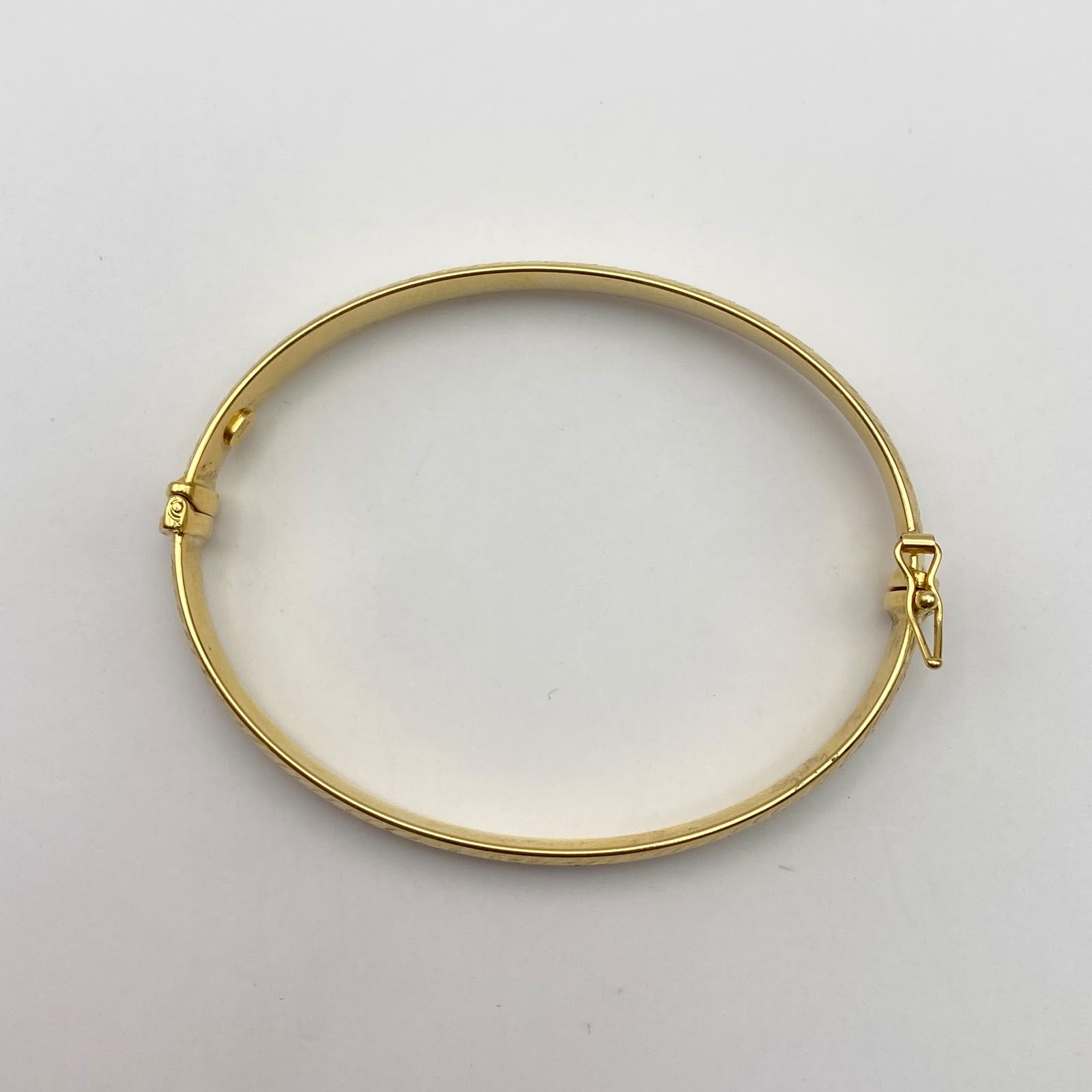 Aro It Diamantado Oro amarillo 18k 6,9 Gr / 7,5 mm / 18,3 Cm