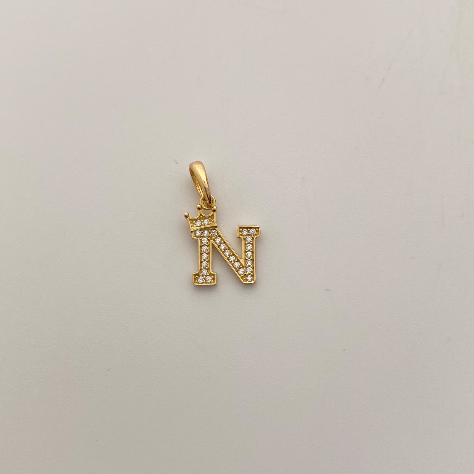 Dije Letra N Casting Oro amarillo 18k 1,05 Gr / 11,7 mm / 2 Cm
