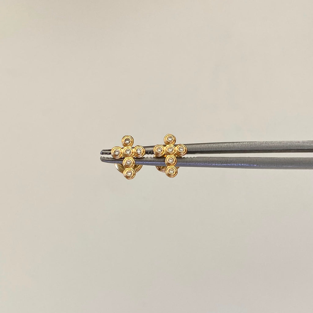 Topos Cruz Circulitos Casting Oro amarillo 18k 0,75 Gr / 6,1 mm