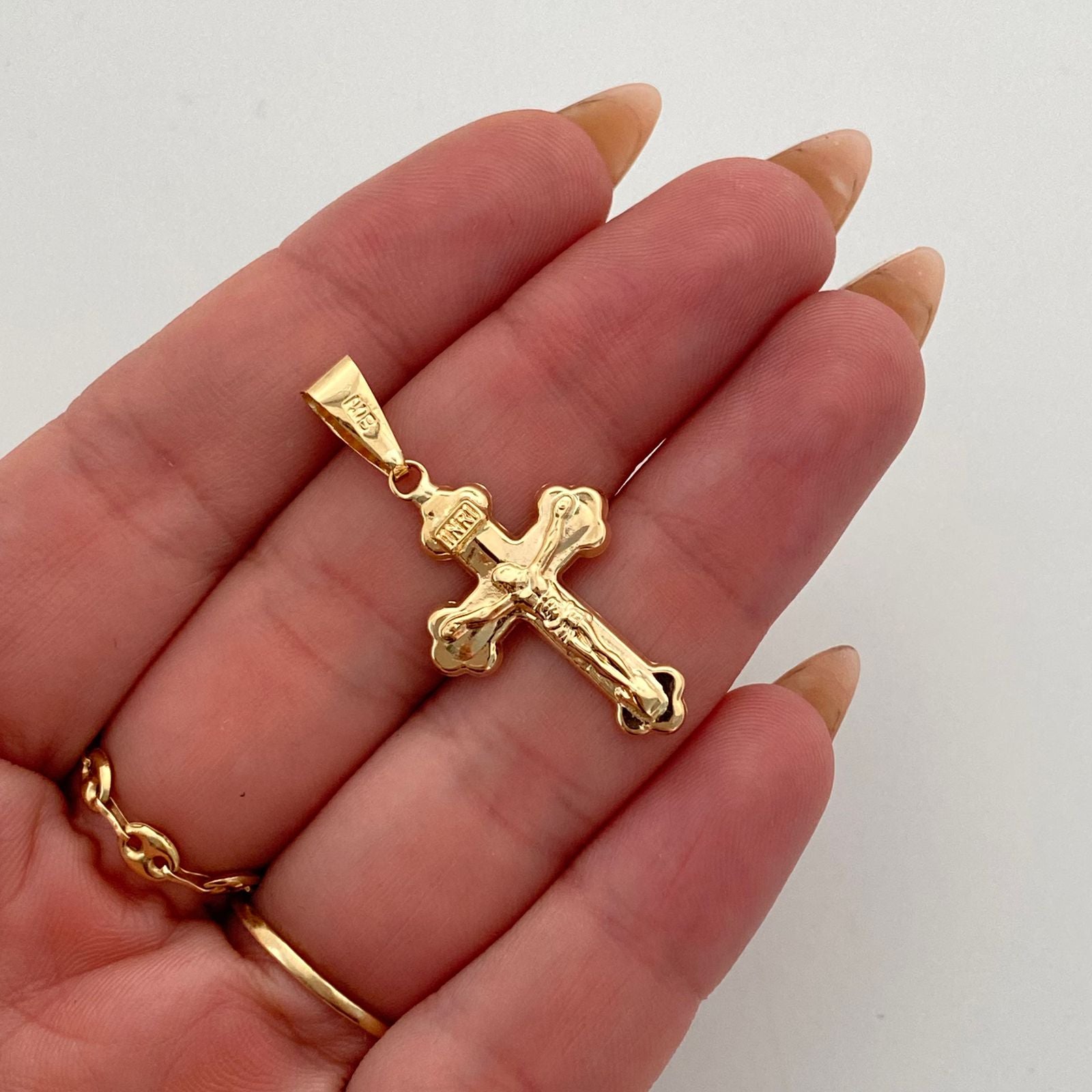 Dije cruz con cristo  Oro amarillo 18k 1,5 Gr / 3,6 Cm