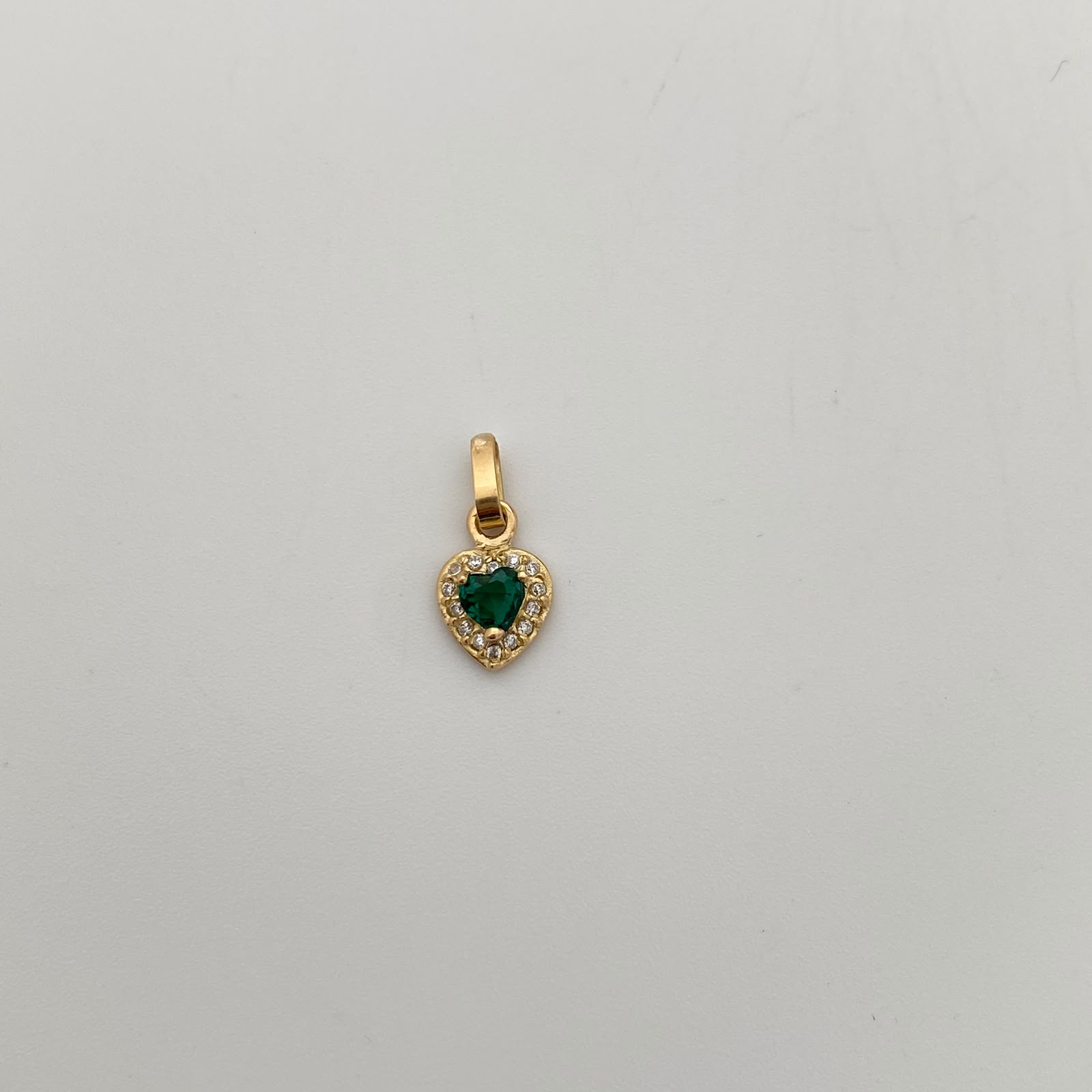 Dije Corazon Casting Verde Oro amarillo 18k 0,75 Gr / 7,5 mm / 1,5 Cm