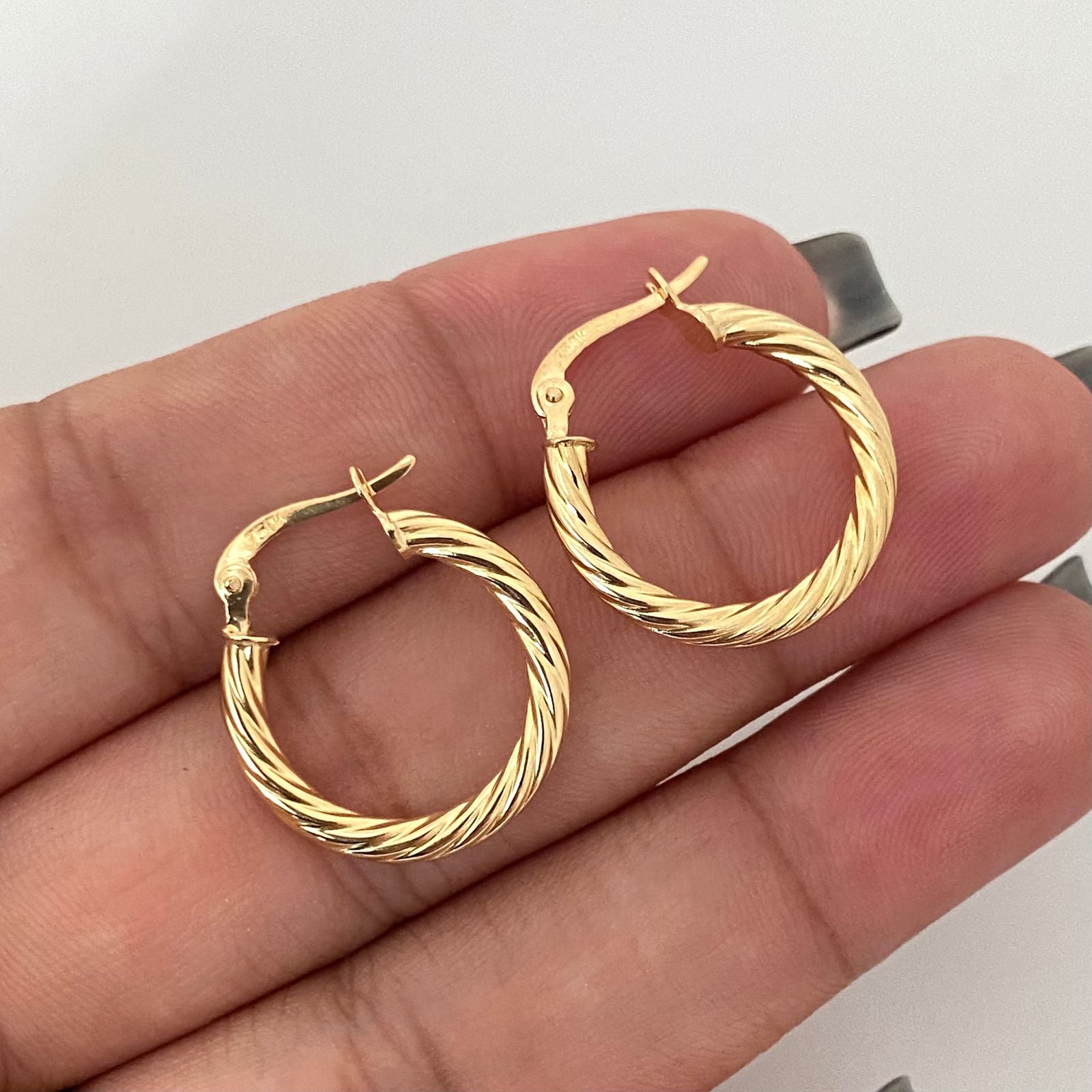 Candonga entorchada Oro amarillo 18k 1,60 Gr / 2,0 Cm