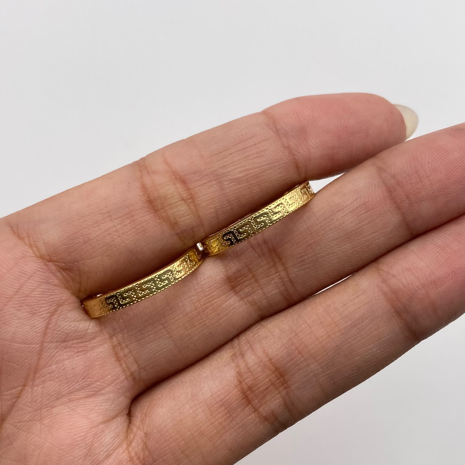Candonga lisa vs Oro amarillo 18k 2 Gr / 2,3 Cm