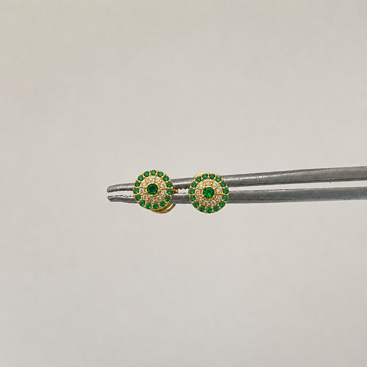 Topos Circulos Circon Verde y Blanco Oro amarillo 18k 0,5 Gr / 4,3 mm