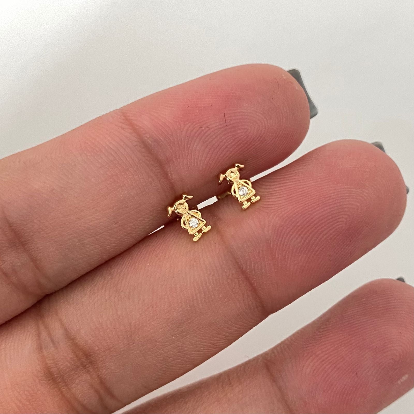 Topos niña centro circon blanco Oro amarillo 18k 0,80 Gr / 4,4 mm