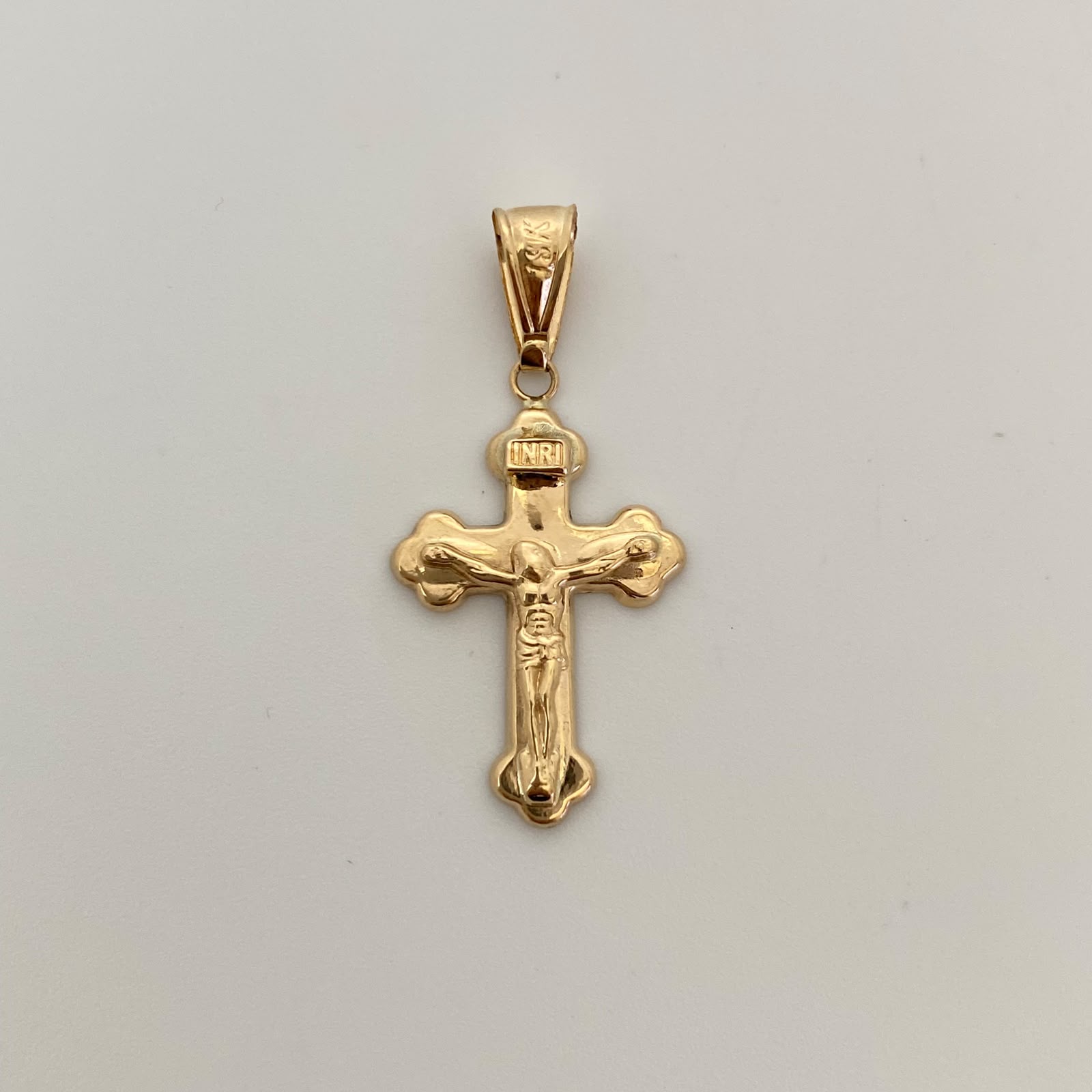 Dije Cruz Cristo Oro amarillo 18k 1,5 Gr / 17,7 mm / 3,6 Cm