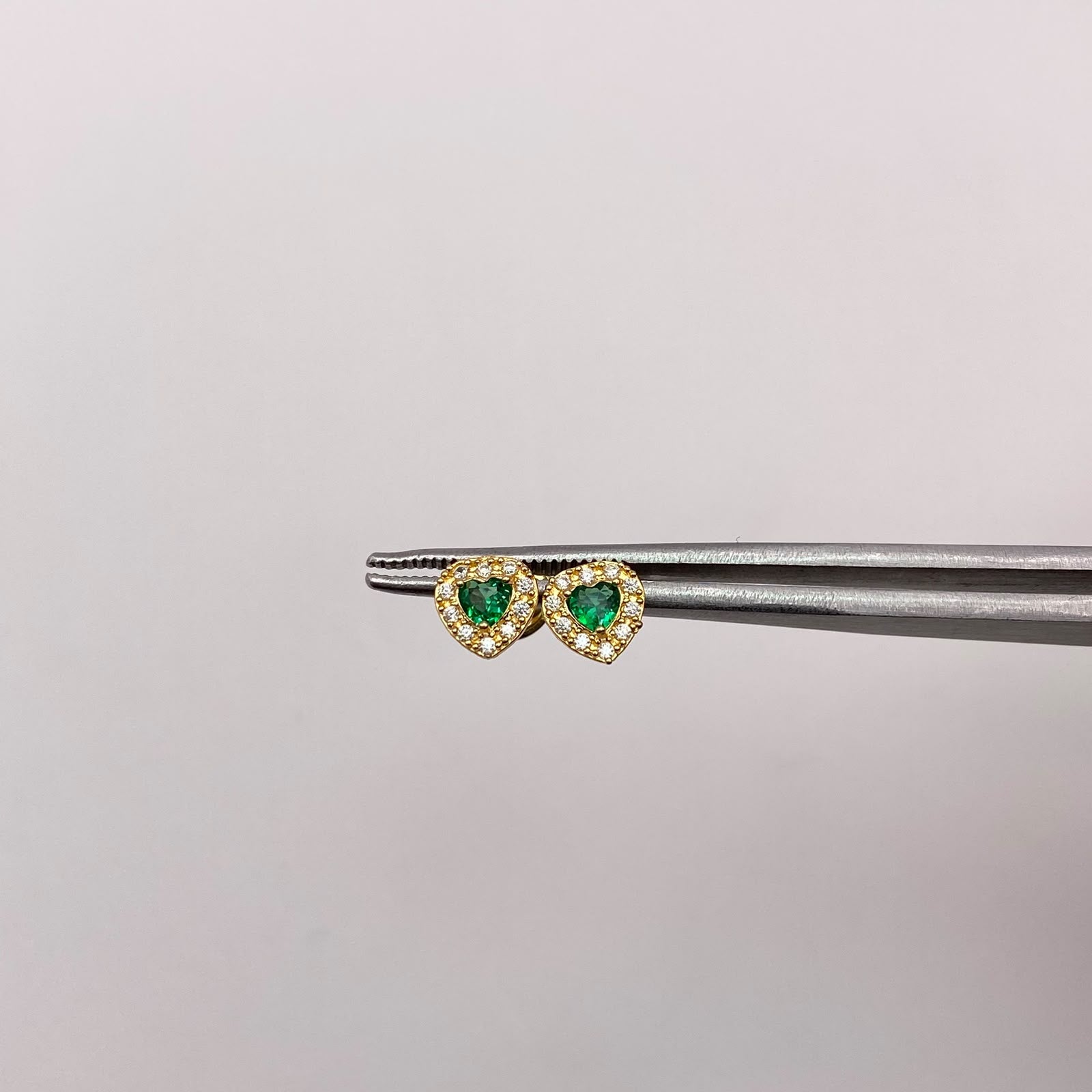 Topos corazón circones blancos y verde Oro amarillo 18k 0,9 Gr / 6,23 mm