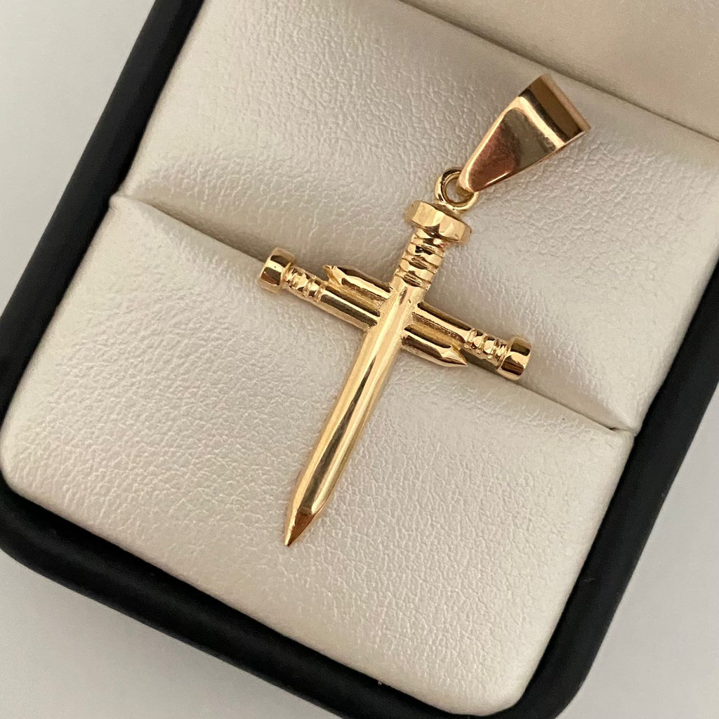 Dije cruz clavos lisos Oro amarillo 18k 1,75 Gr / 3,5 Cm