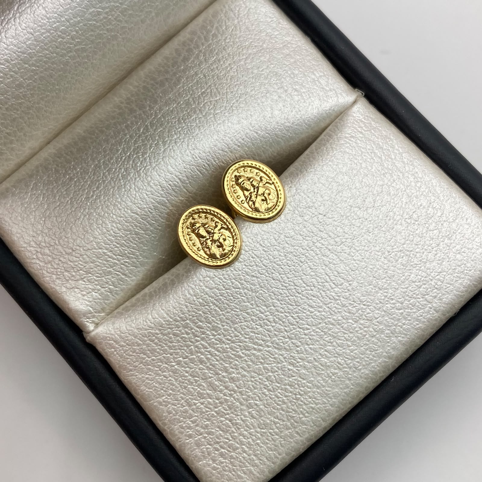 Topos Virgen del Carmen Oro amarillo 18k 0,7 Gr / 6,4 mm