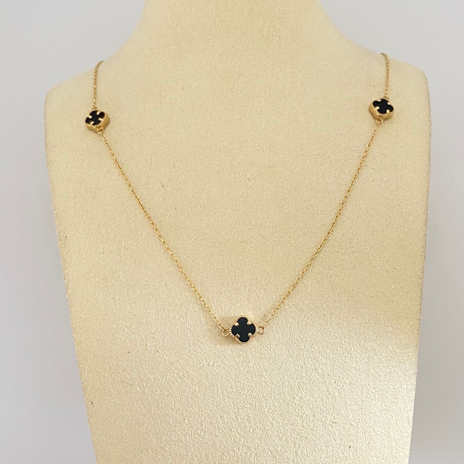 Cadena It trio trebol negro Oro amarillo 18k +4 / 3,35 Gr / 1 mm / 45 Cm