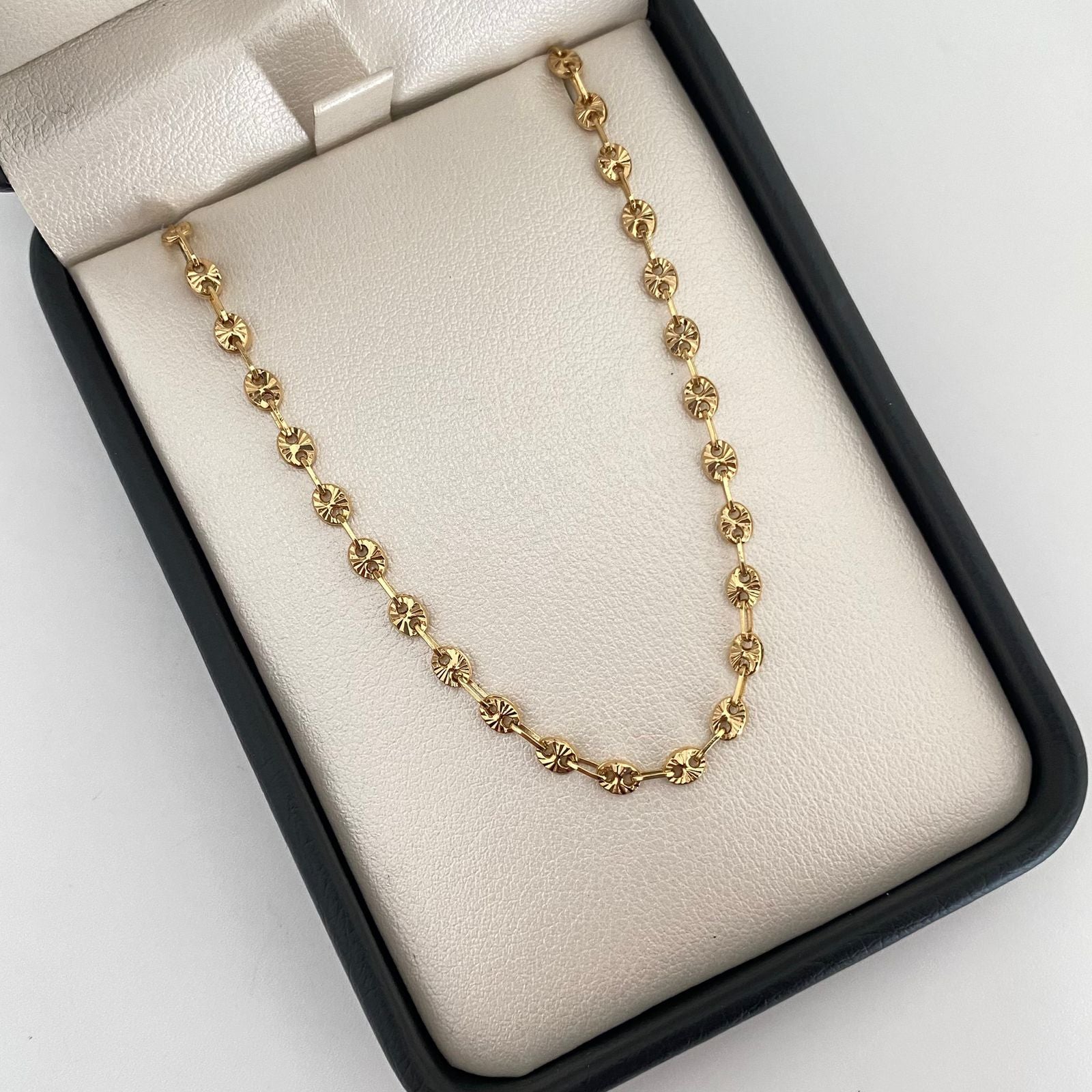 Pulso Gc Diamantdo Oro amarillo 18k 3,20 Gr / 4 mm / 22 Cm Broche 0,30