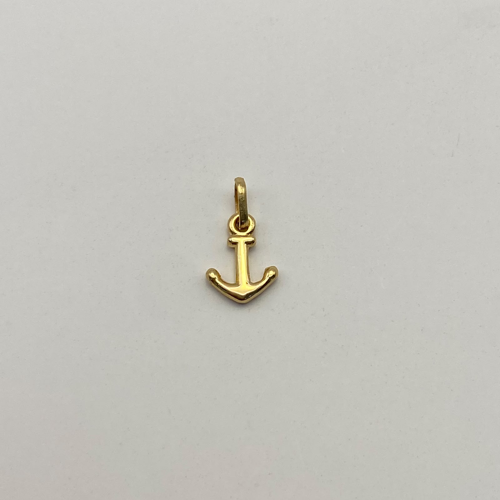Herraje Ancla lisa Oro amarillo 18k 0,9 Gr / 8,6 Cm