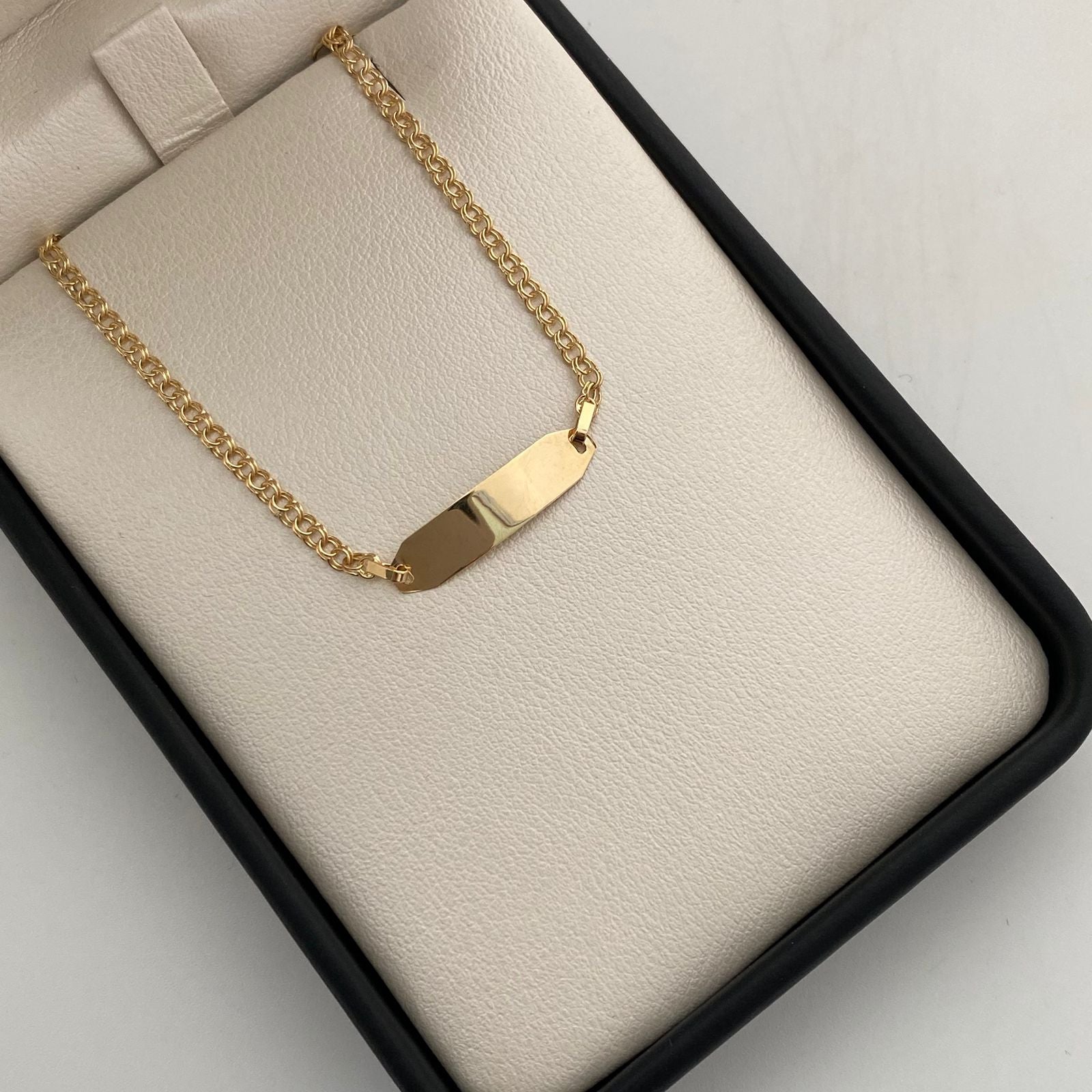 Pulso bebé Placa Rectangular Aro Seguido Oro amarillo 18k 1,40 Gr / 0,09 mm / 15,5 Cm Broche 0,15