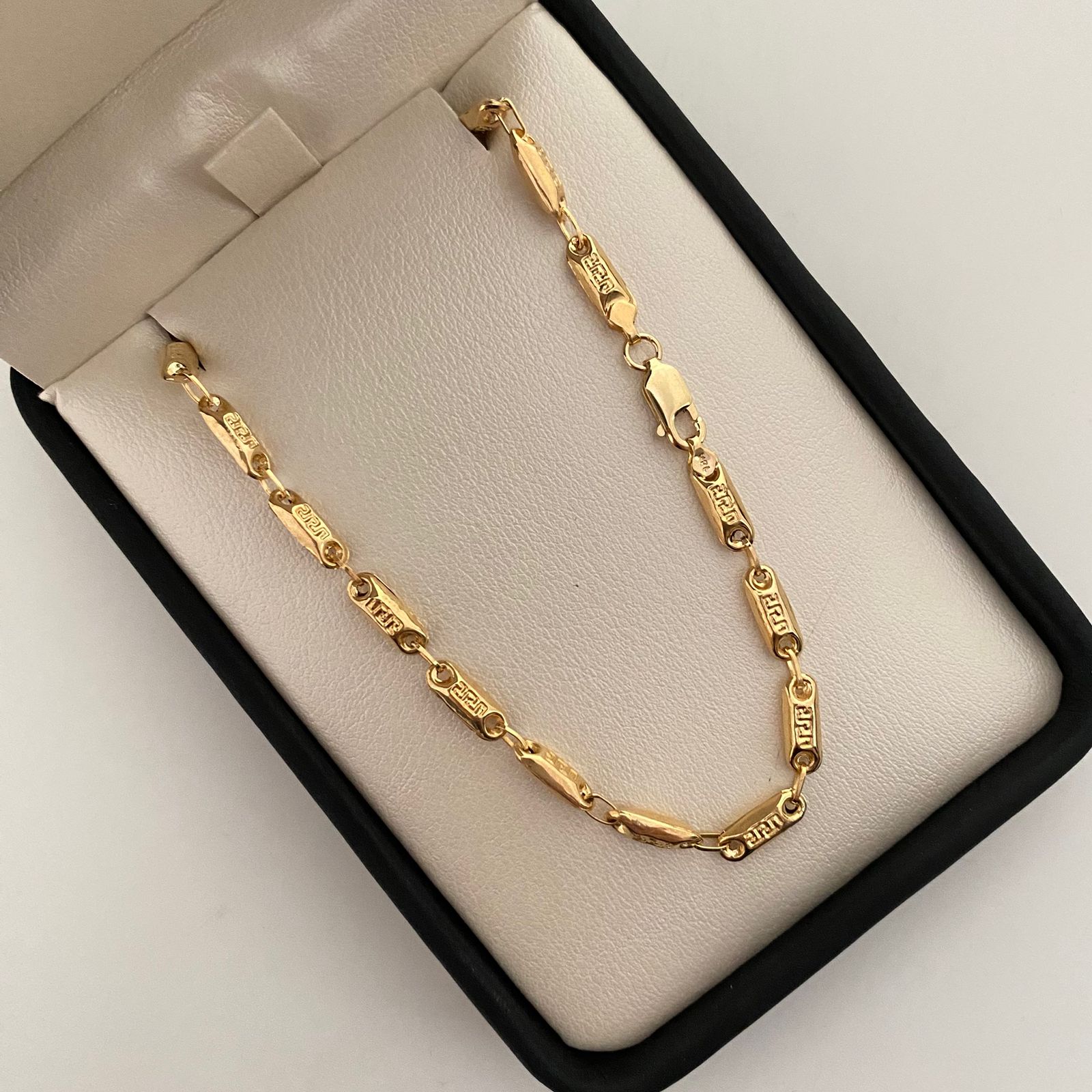 Cadena rustica  Oro amarillo 18k 10,50 Gr / 3,4 mm / 60 Cm Broche 0,60