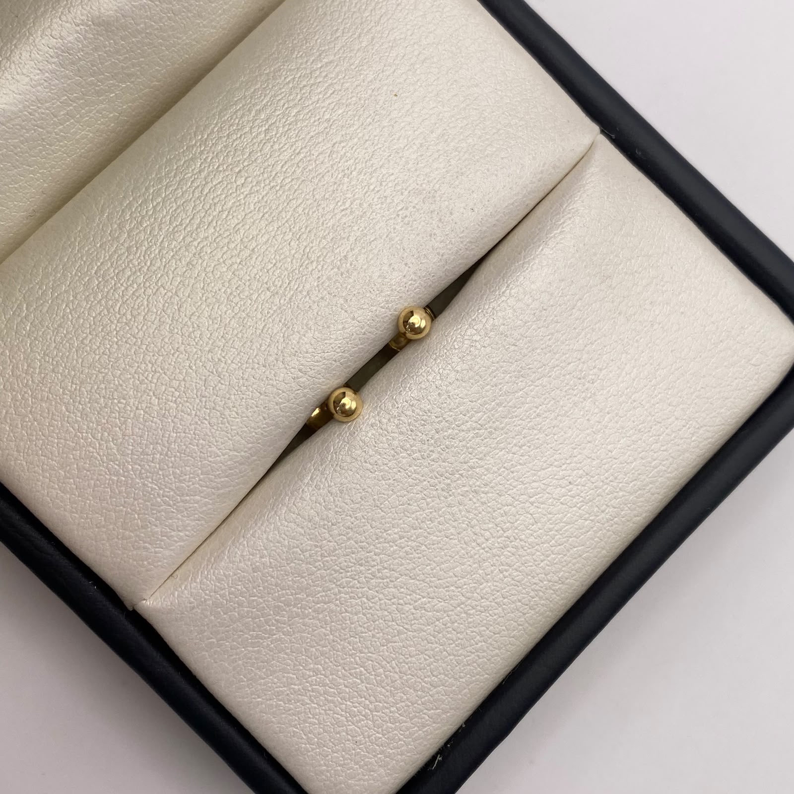 Topos media bola lisa 3mm Oro amarillo 18k 0,4 Gr