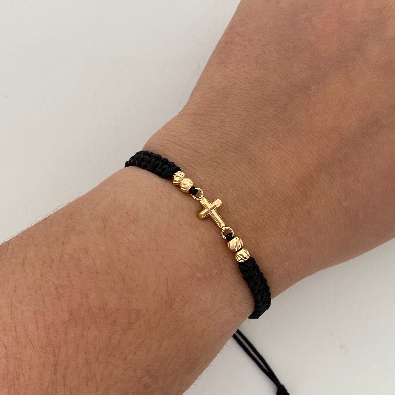Pulsera tejida Herraje Cruz Bolas Diamantadas 4mm Hilo negro Oro amarillo 18k 0,6 Gr