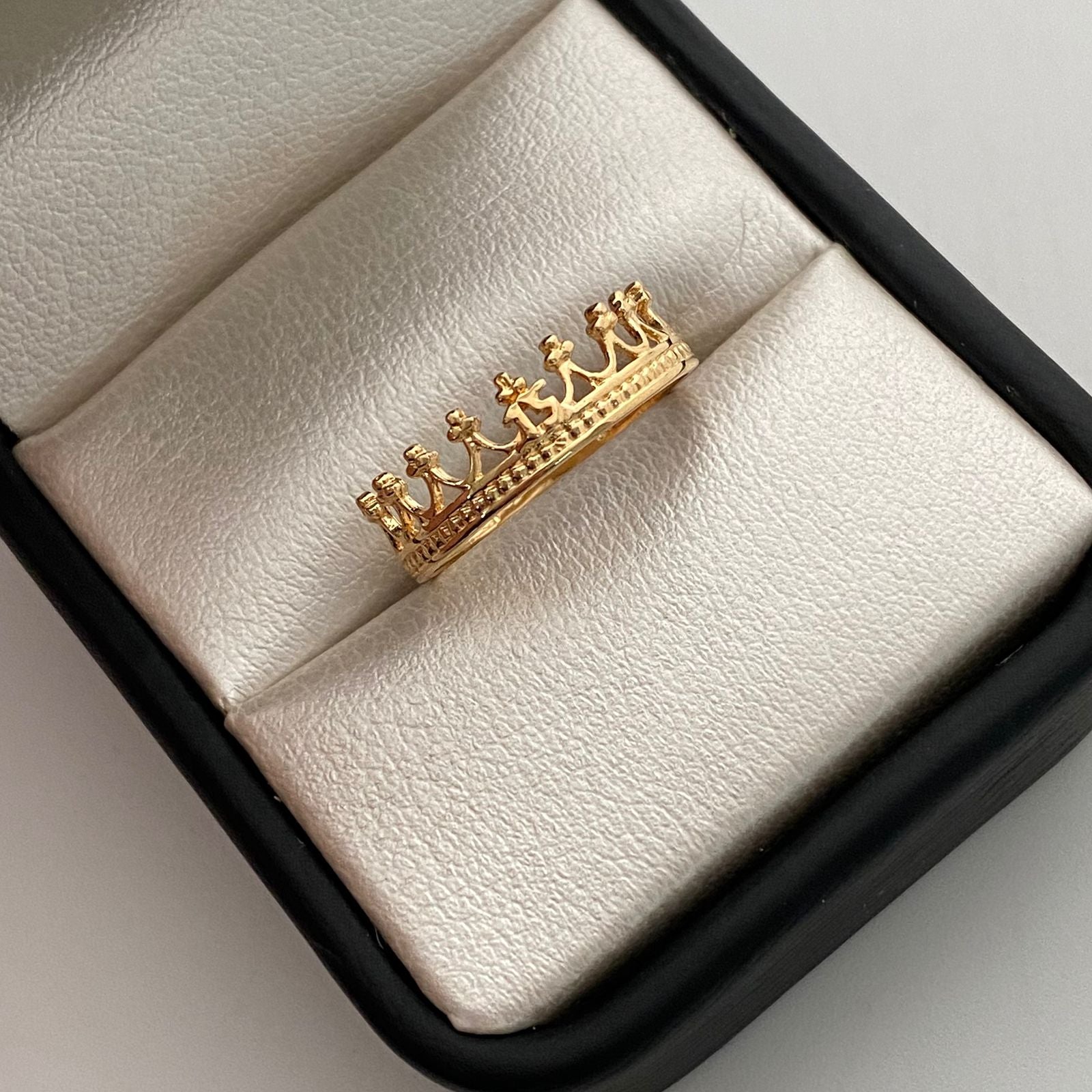 Anillo 15 Corona Oro amarillo 18k / Talla 7 / 1,55 Gr
