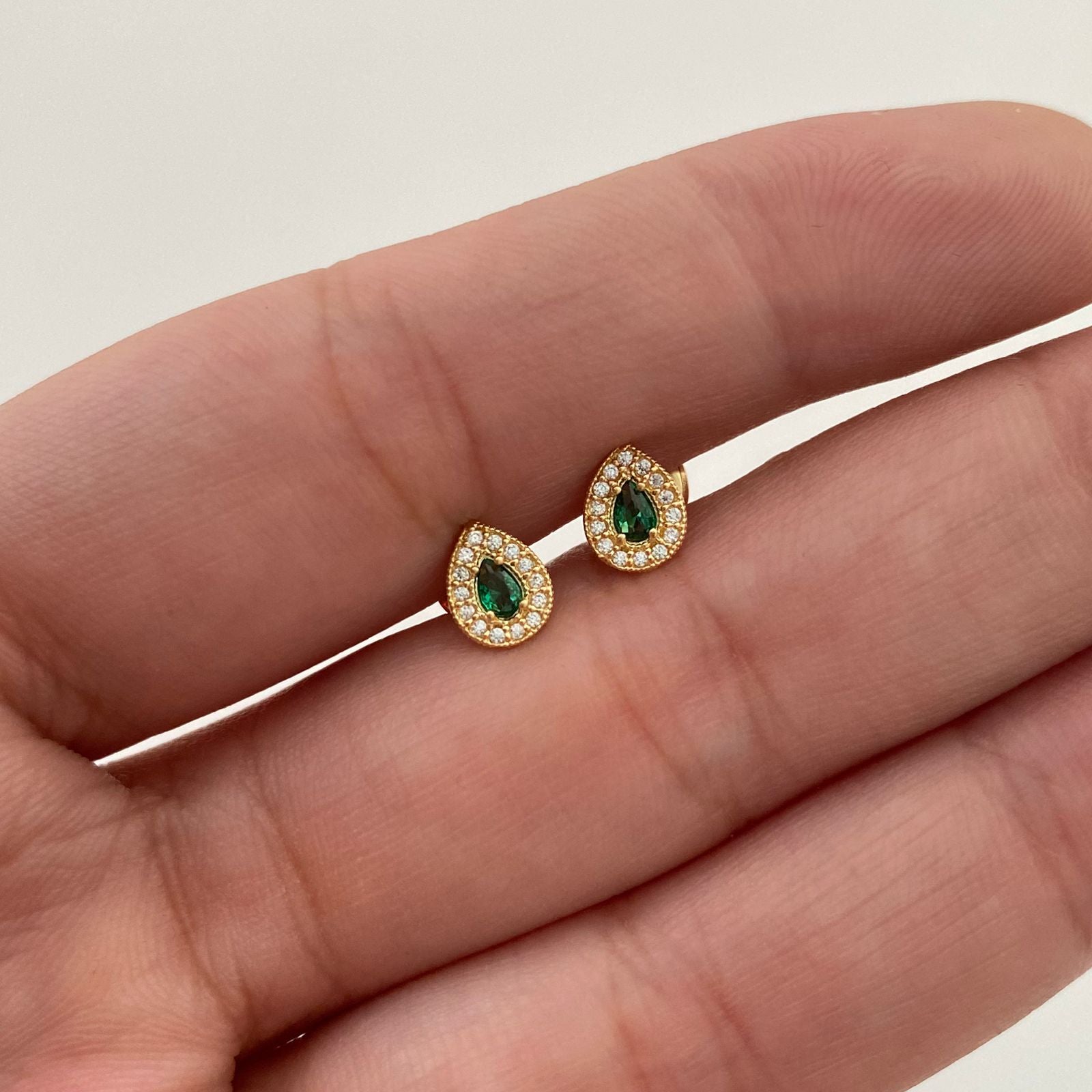 Topos Gota Casting verde Oro amarillo 18k 0,85 Gr / 5,3 mm
