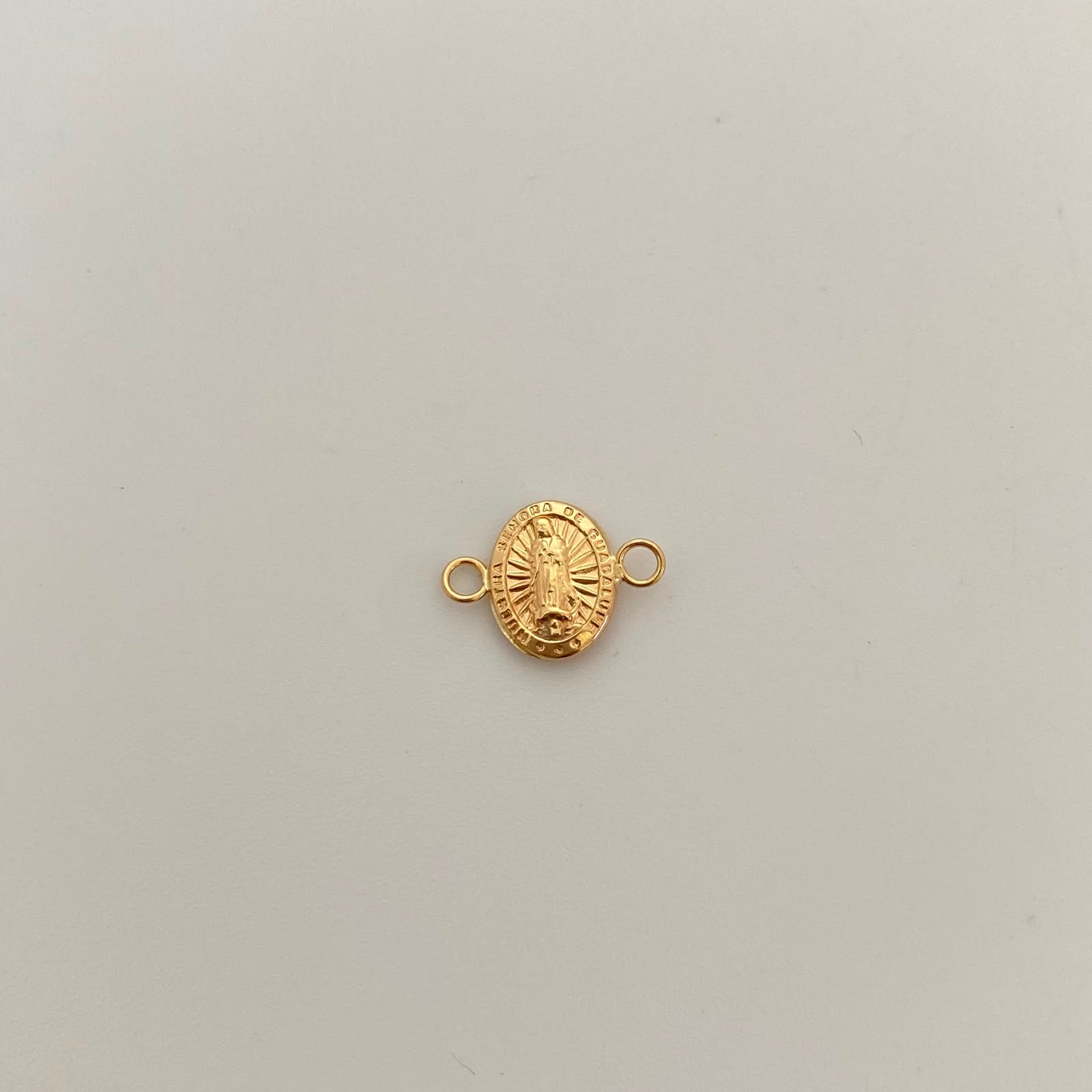 Herraje Virgen Guadalupe Oro amarillo 18k 0,4 Gr / 1,4 Cm