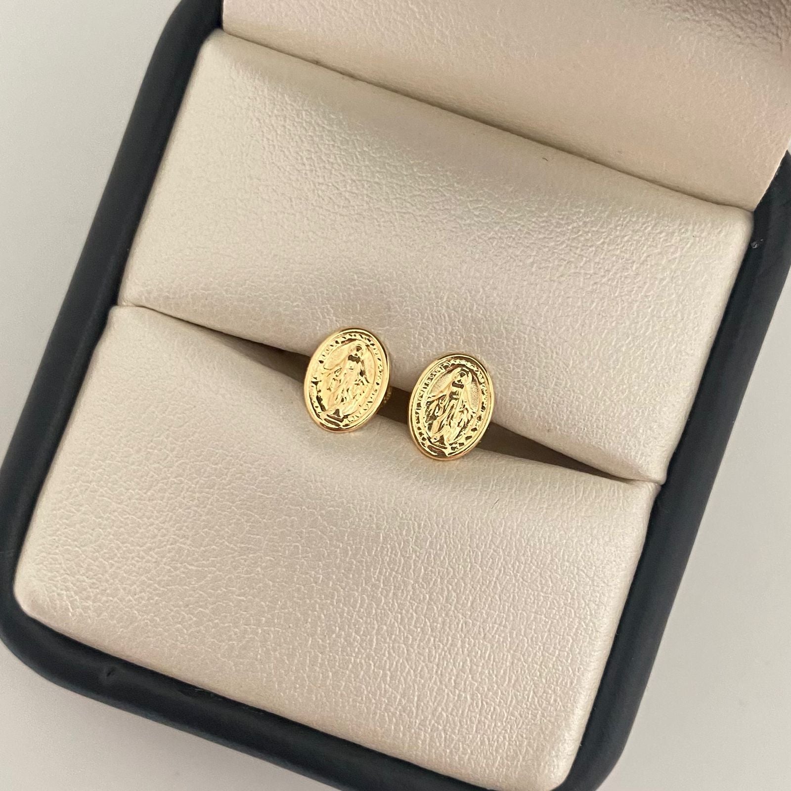 Topos virgen milagrosa ovalada Oro amarillo 18k 0,75 Gr / 6 mm