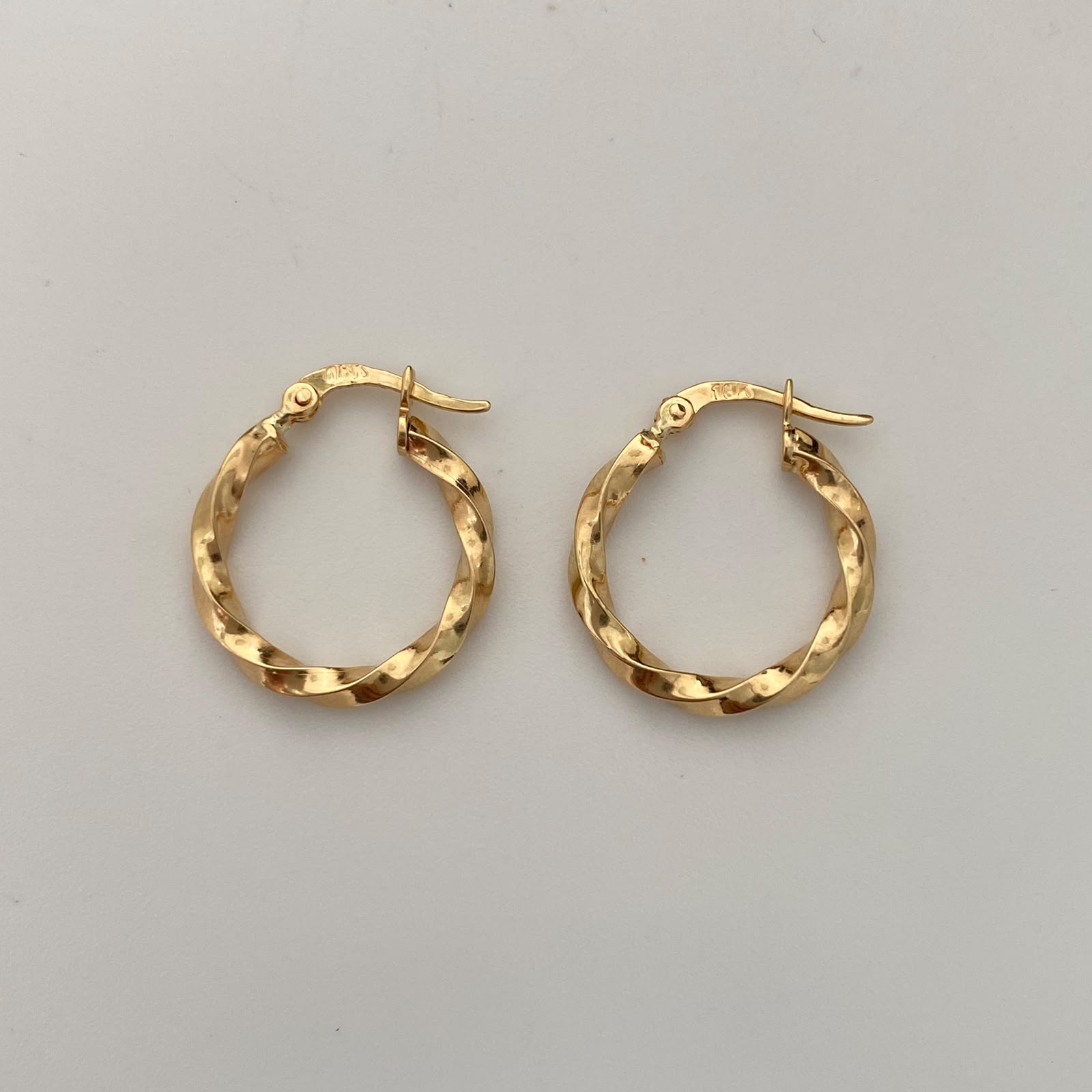 Candonga Entorchada Oro amarillo 18k 1,25 Gr / 1,9 Cm