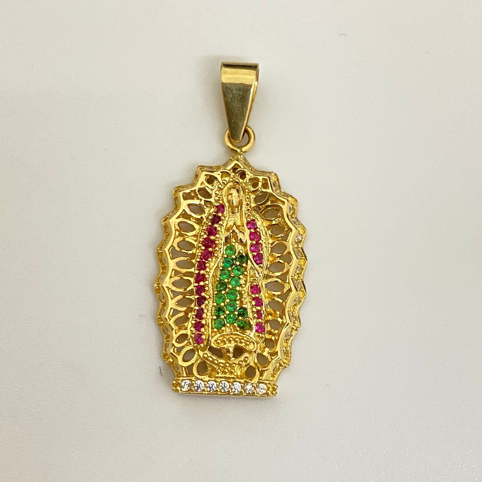 Dije virgen guadalupe colores casting Oro amarillo 18k 4,4 Gr / 3,5 Cm