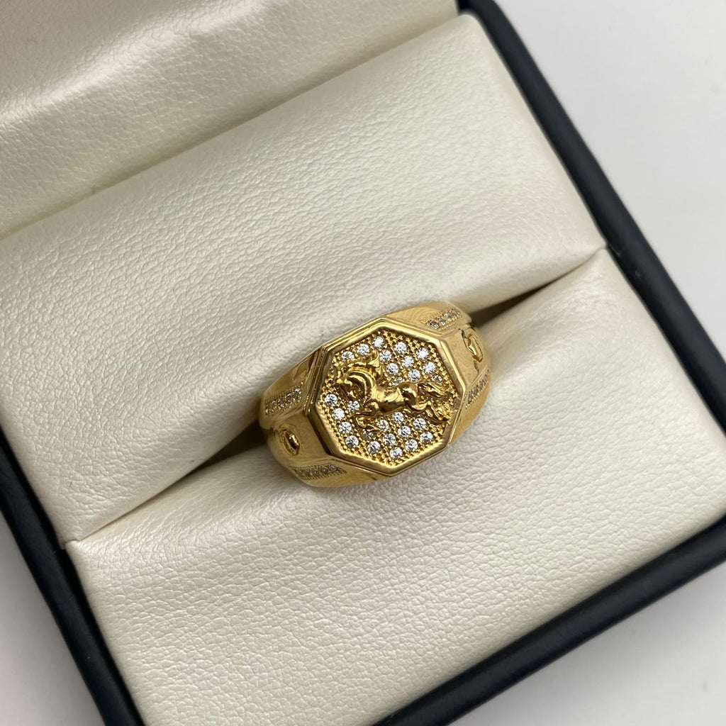 Anillo caballo circones blancos Oro amarillo 18k / Talla 10 3/4 / 7,9 Gr / 4,87 mm