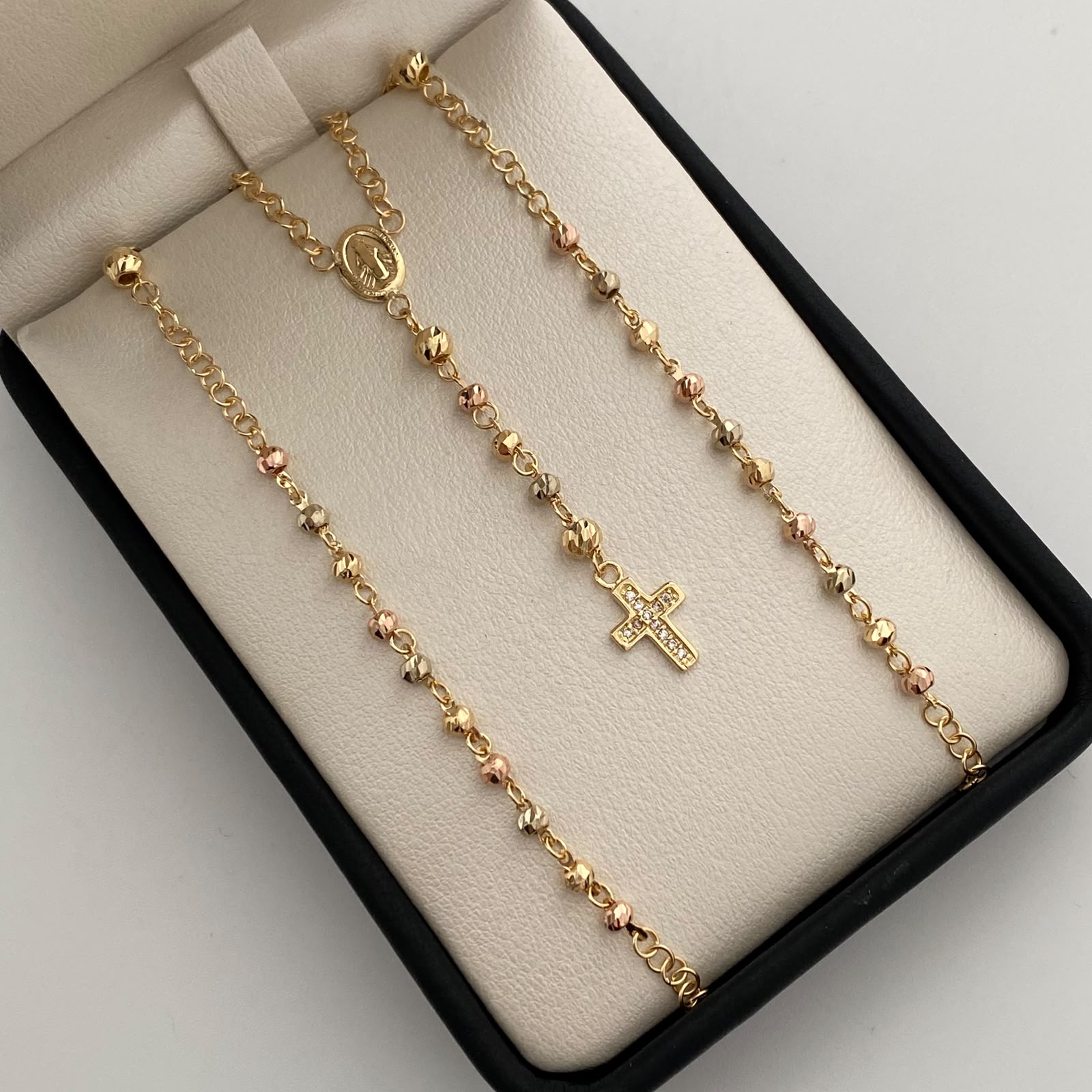 Rosario Virgen Milagrosa Cruz Casting Tres oros 18k 8,05 Gr / 3,2 mm / 60 Cm Broche 0,30