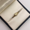 Anillo corazón diamantado Oro amarillo 18k / Talla 8 / 0,92 Gr / 2,15 mm