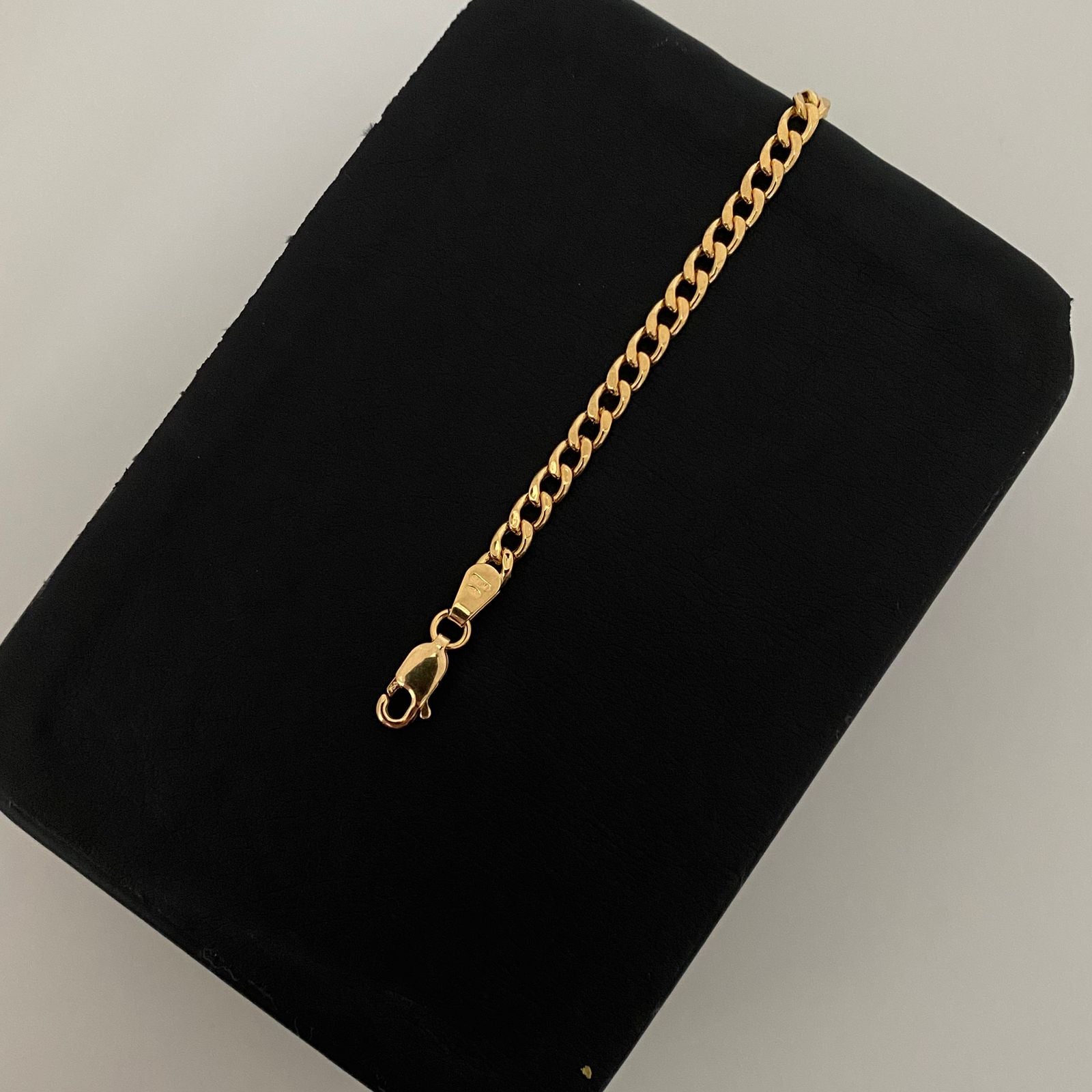 Pulso It cubano Oro amarillo 18k +1 / 3,70 Gr / 3,6 mm / 19,5 Cm