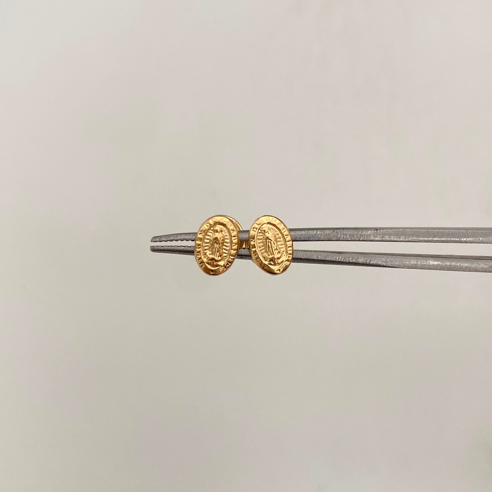 Topos Virgen de Guadalupe Oro amarillo 18k 0,5 Gr / 4,9 mm