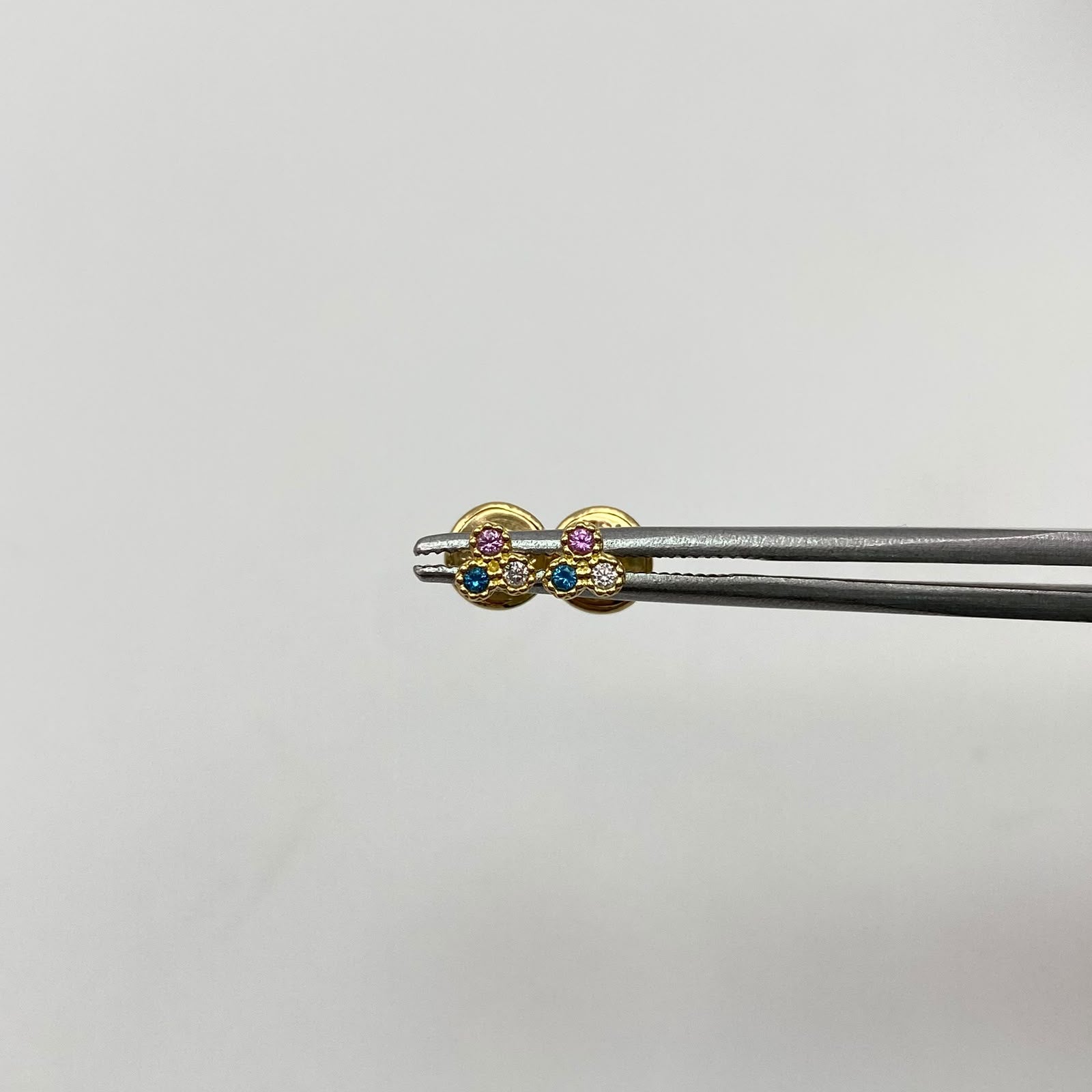 Topos Tres circones multicolor pastel Oro amarillo 18k 0,55 Gr / 4,0 mm