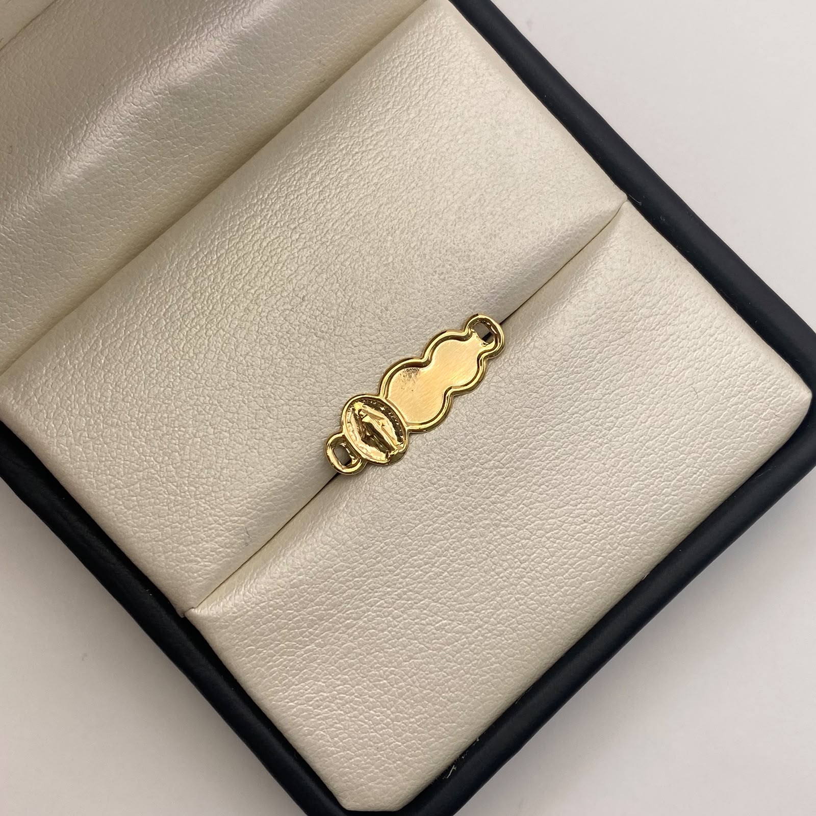 Herraje Placa nube virgen milagrosa Oro amarillo 18k 0,41 Gr / 2,1 Cm