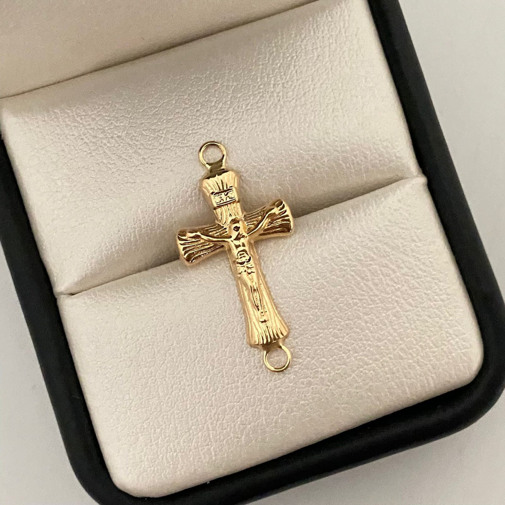 Dije cruz cristo diamantado Oro amarillo 18k 1,1 Gr / 3,5 Cm
