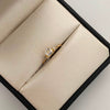 Anillo Solitario Oro amarillo 18k / Talla 8 / 1,2 Gr / 1 mm