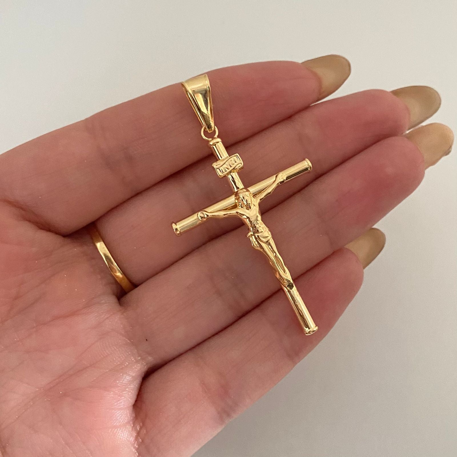 Dije cruz cristo tubular Oro amarillo 18k 2,4 Gr / 4,5 Cm