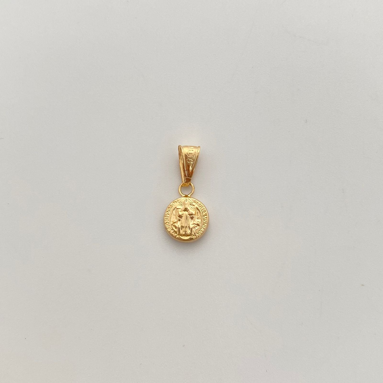Dije san benito  Oro amarillo 18k 0,45 Gr / 8,3 mm / 1,6 Cm