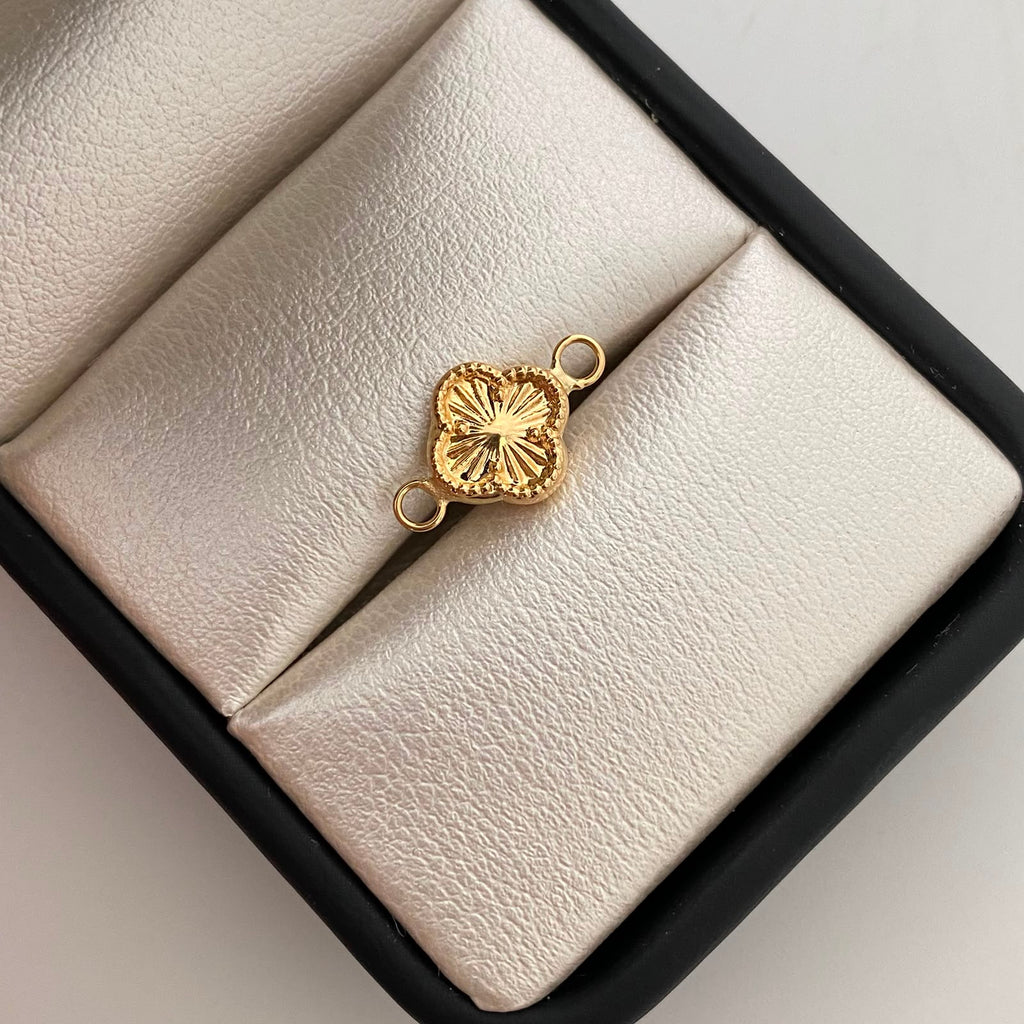 Herraje Trebol Diamantado Oro amarillo 18k 0,4 Gr / 1,5 Cm